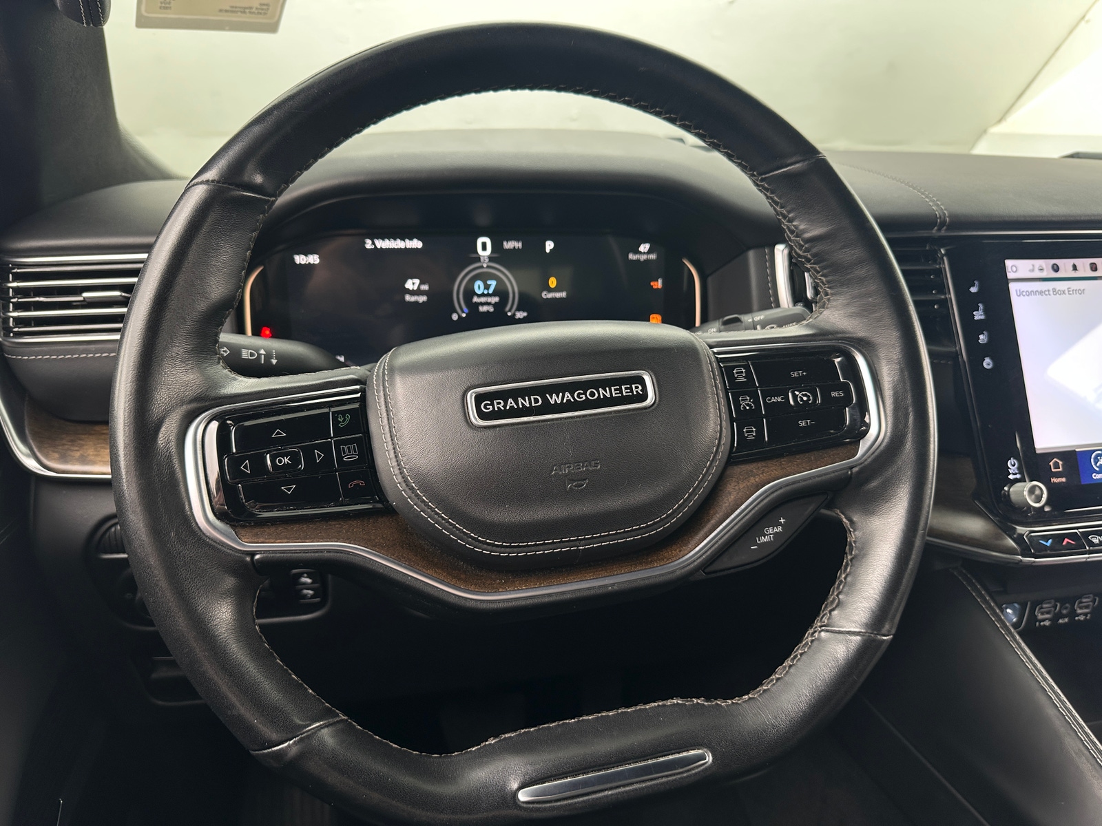 Thumbnail: 2023 Jeep Grand Wagoneer - 4