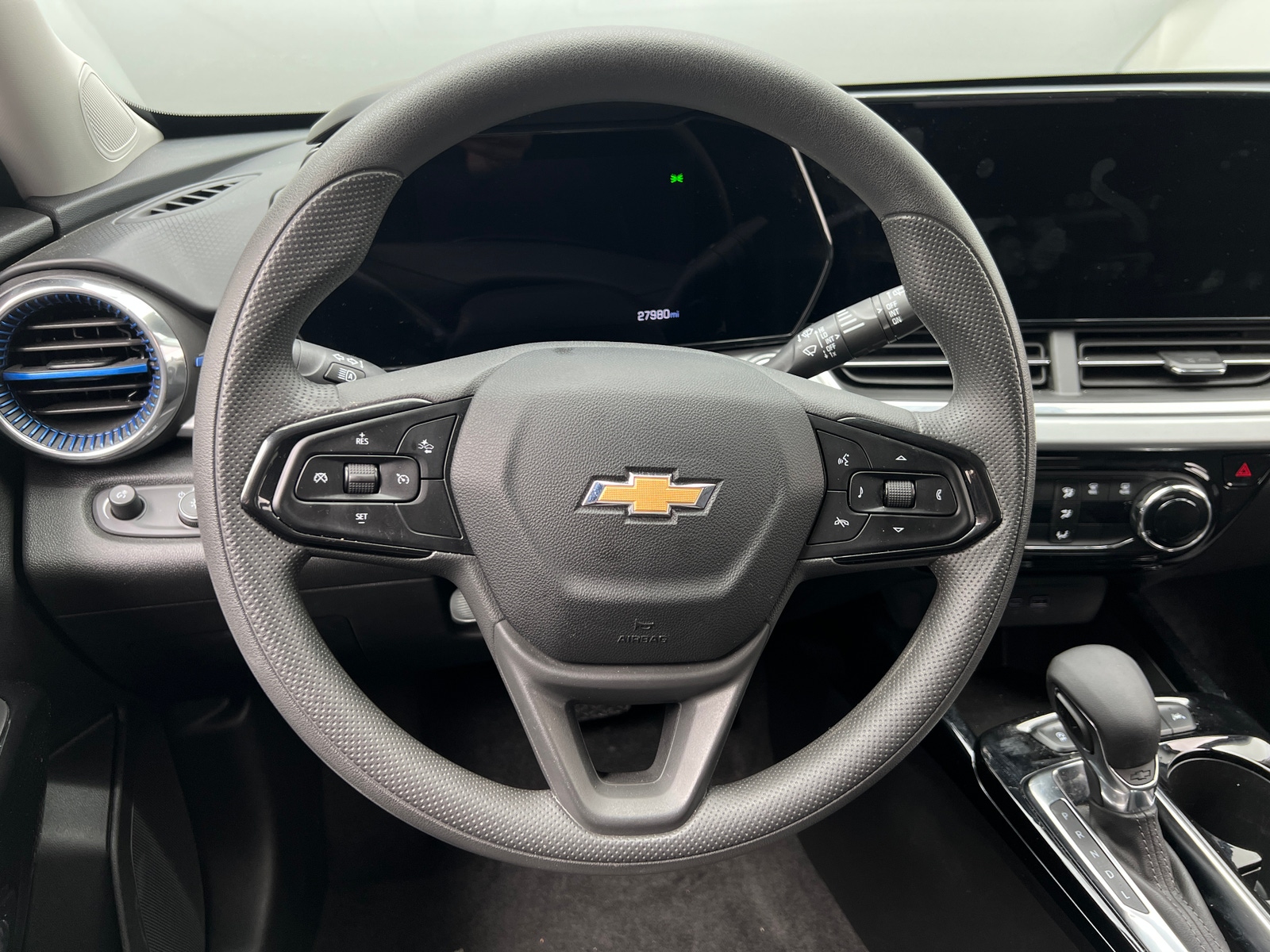 Thumbnail: 2025 Chevrolet Trax - 5