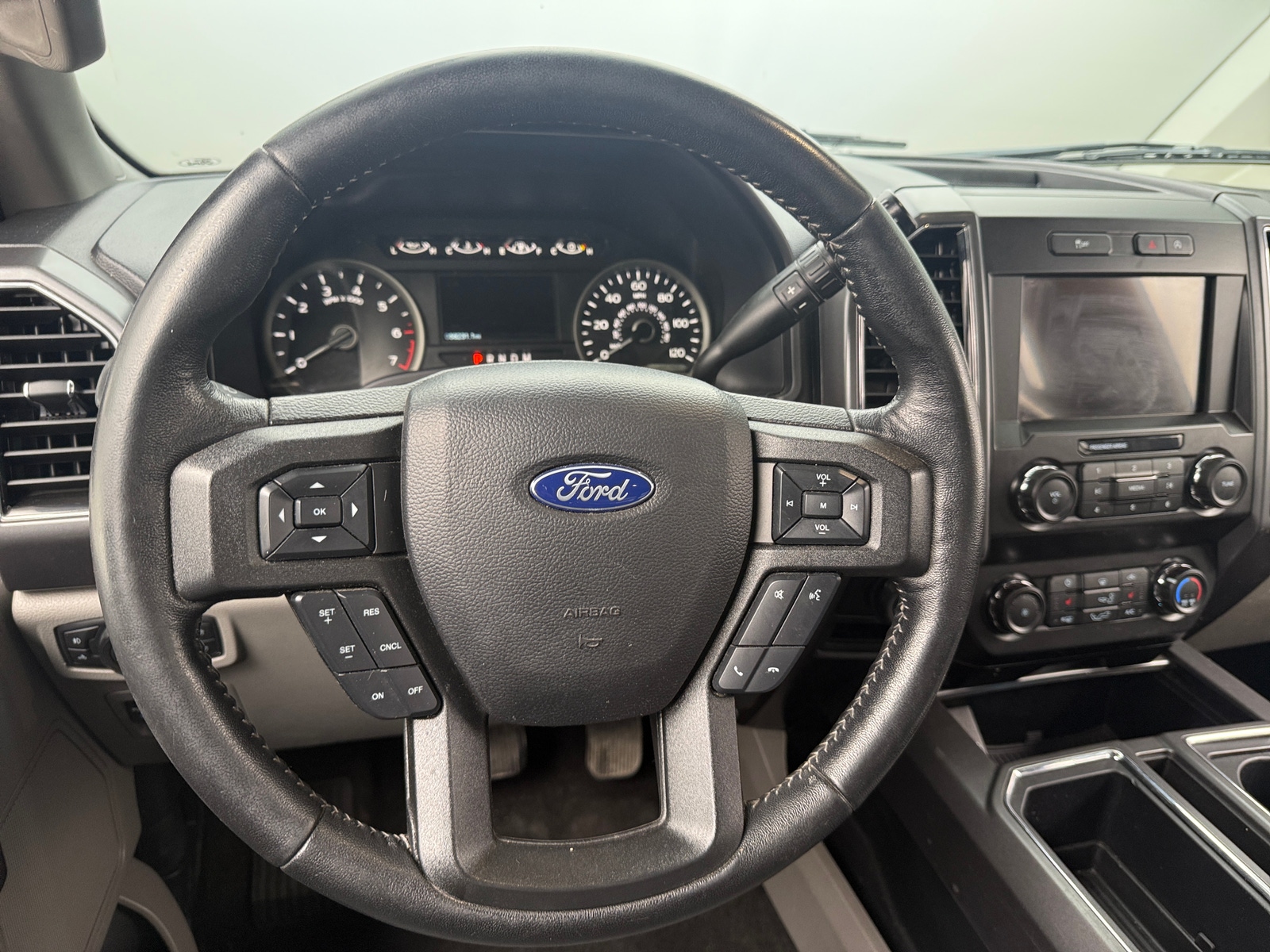 Thumbnail: 2020 Ford Econoline - 5