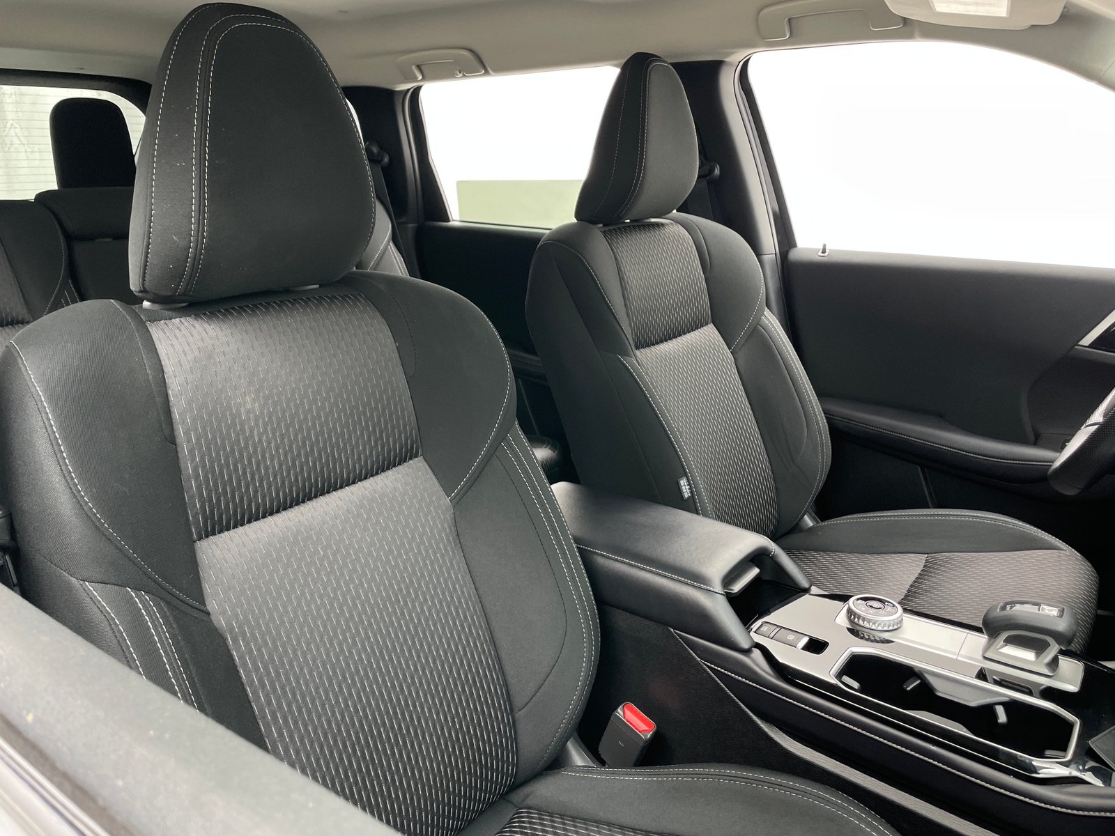 Thumbnail: 2025 Mitsubishi Outlander - 2