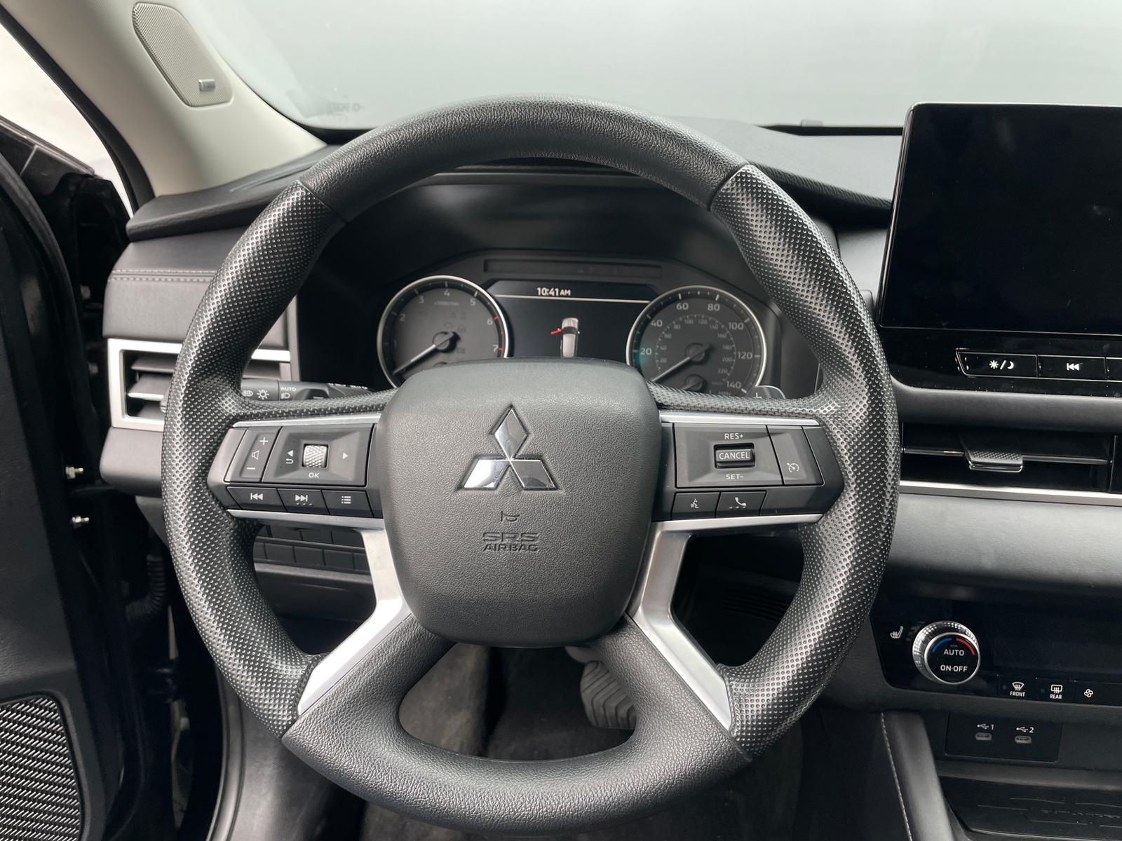 Thumbnail: 2025 Mitsubishi Outlander - 5