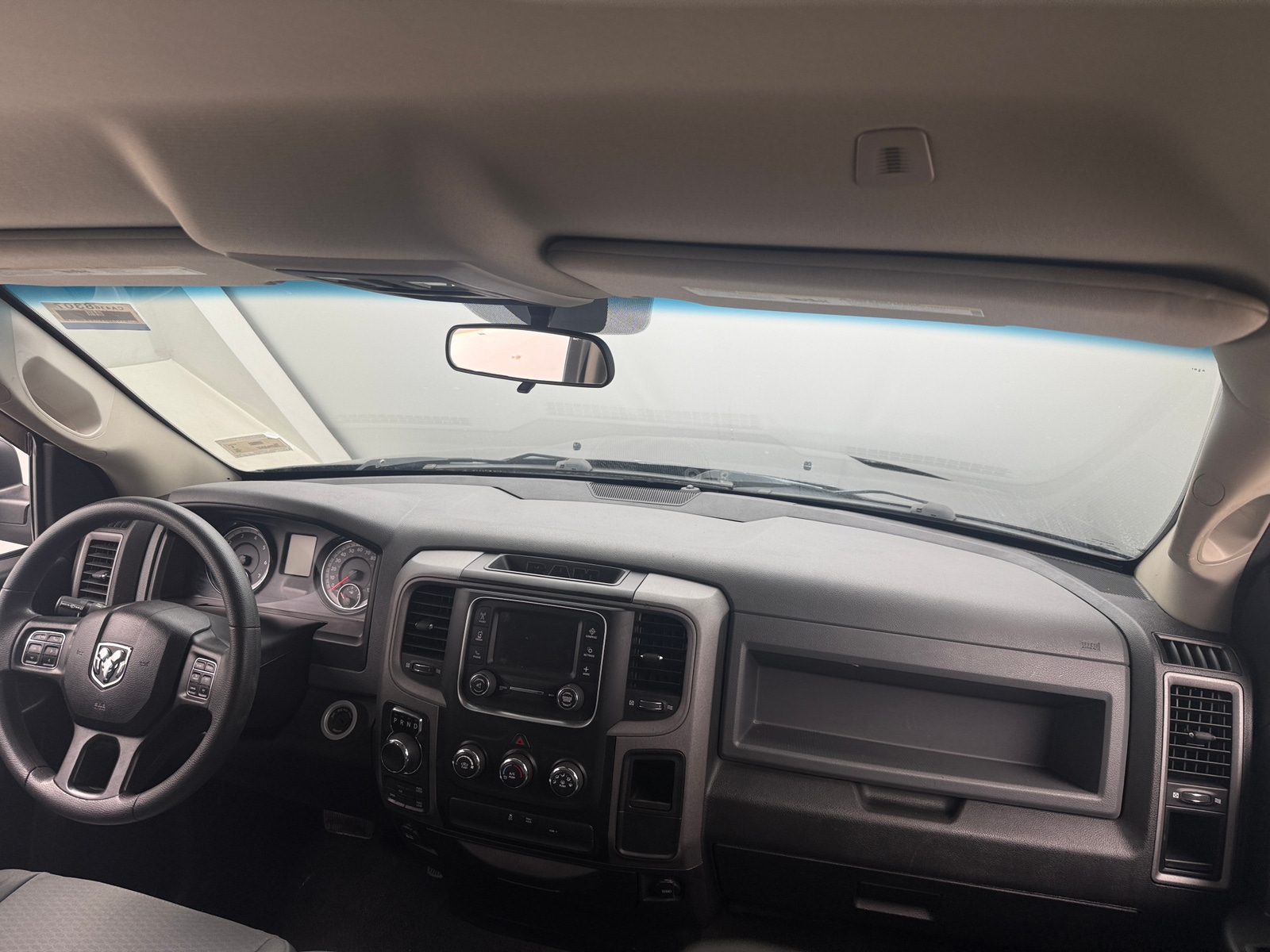 Thumbnail: 2019 RAM 1500 Classic - 3