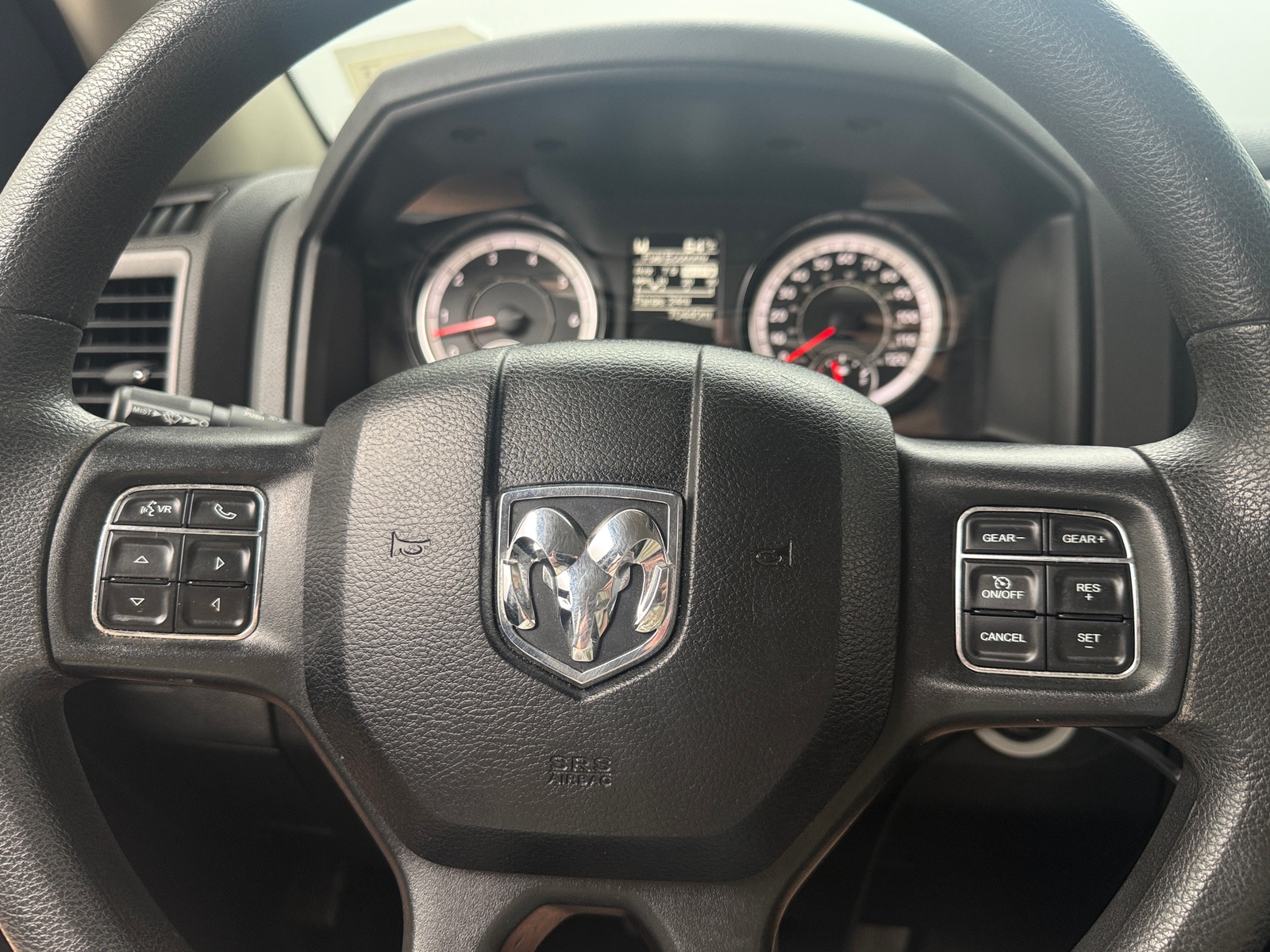 Thumbnail: 2019 RAM 1500 Classic - 5