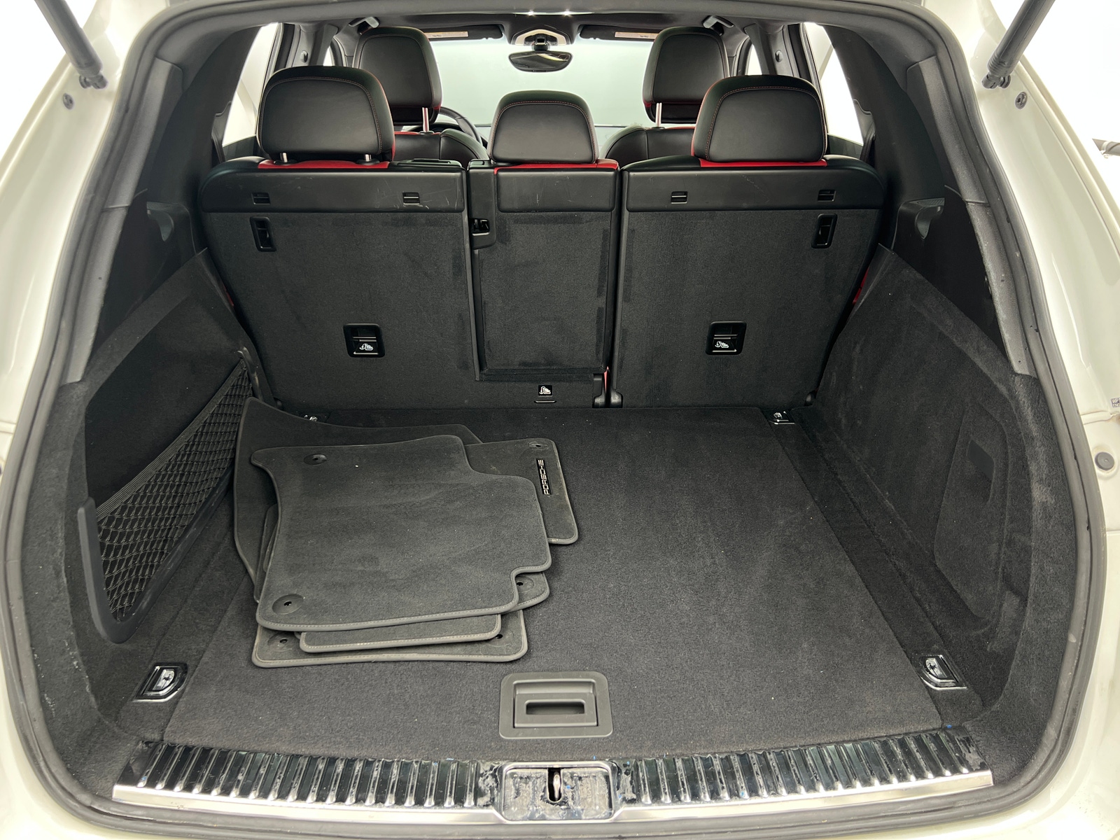 Thumbnail: 2017 Porsche Cayenne - 6