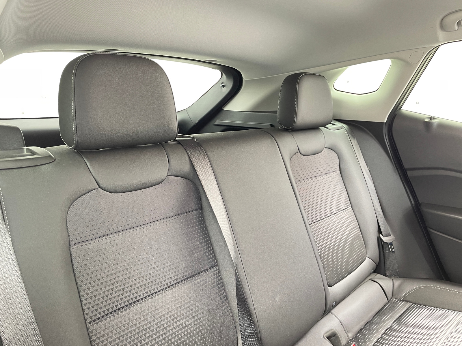 Thumbnail: 2025 Chevrolet Trax - 6