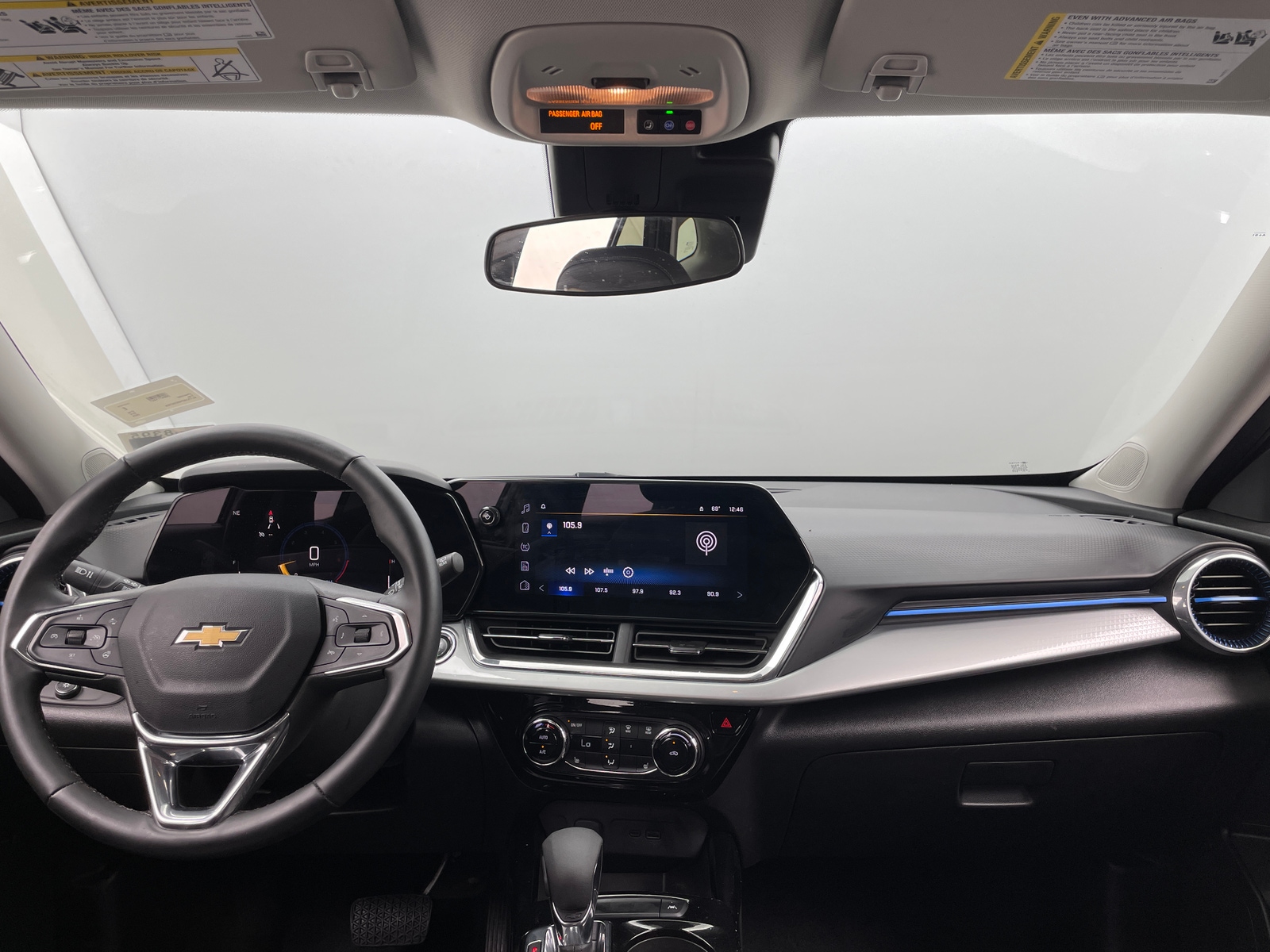 Thumbnail: 2025 Chevrolet Trax - 3