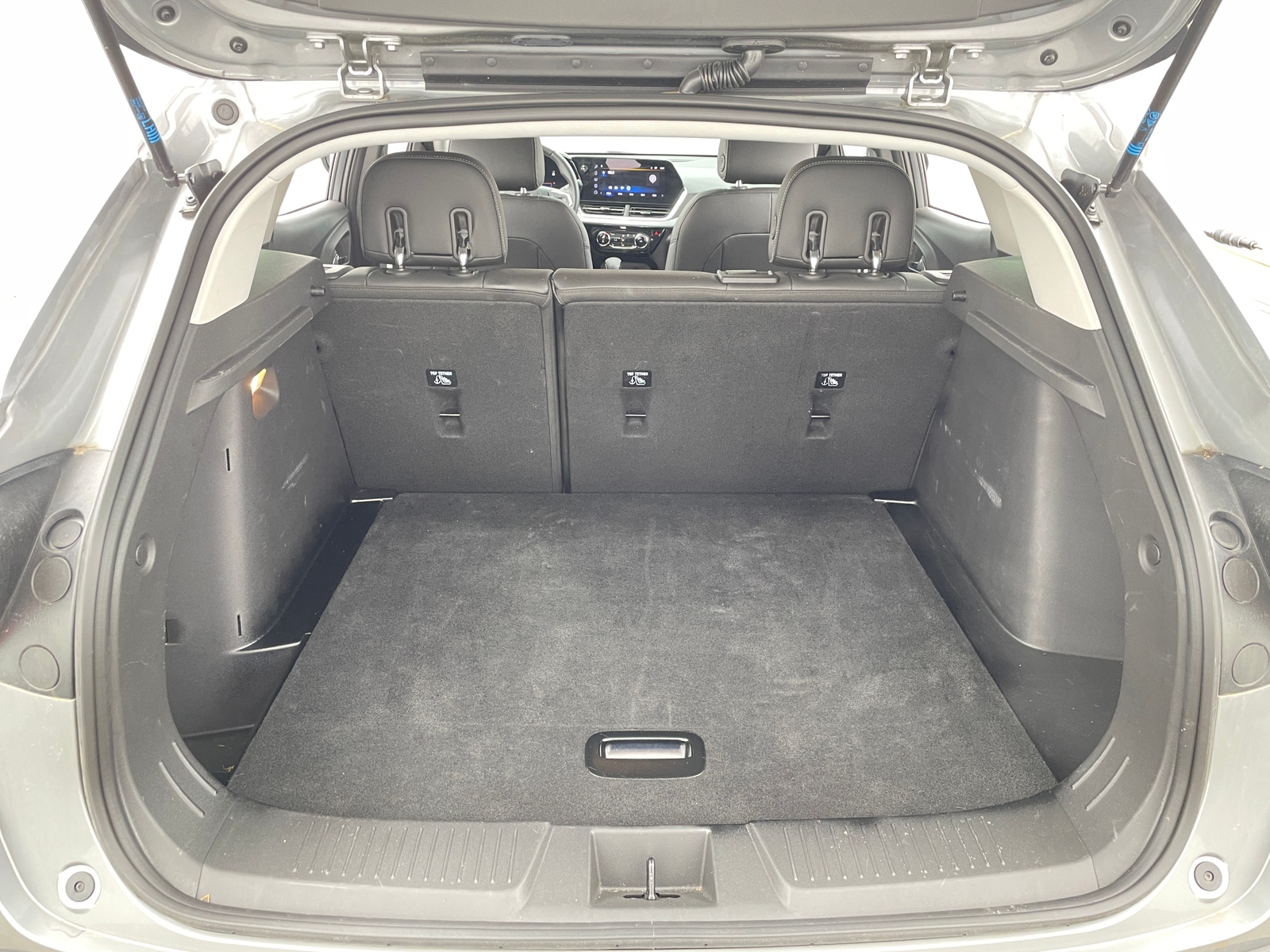 Thumbnail: 2025 Chevrolet Trax - 7