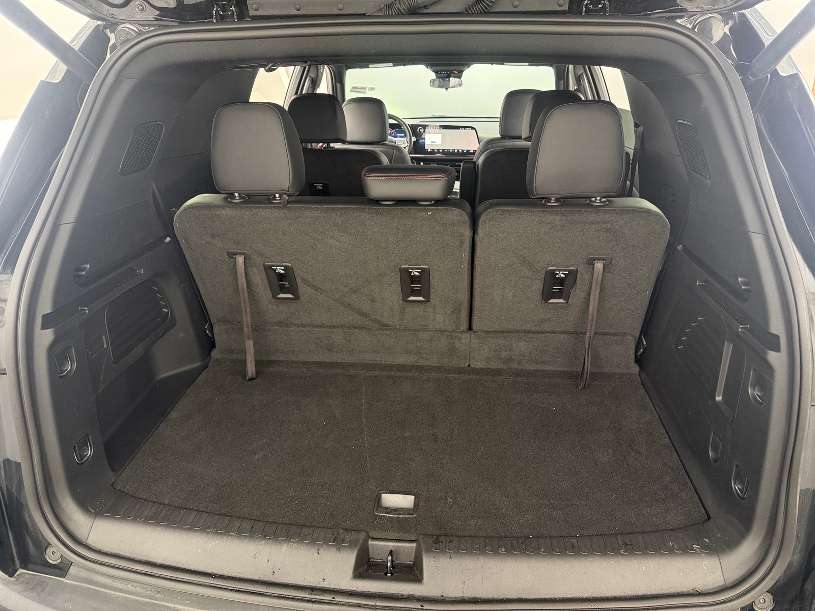 Thumbnail: 2025 Chevrolet Traverse - 6