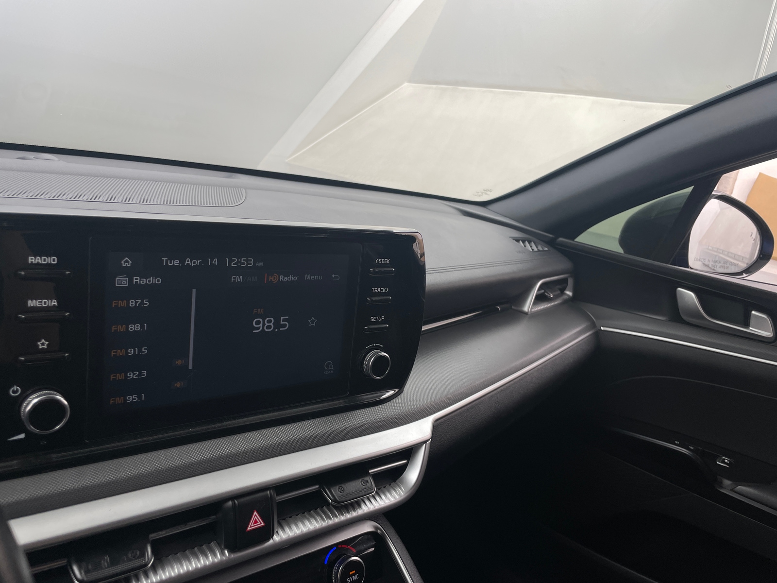 Thumbnail: 2021 Kia K5 - 4
