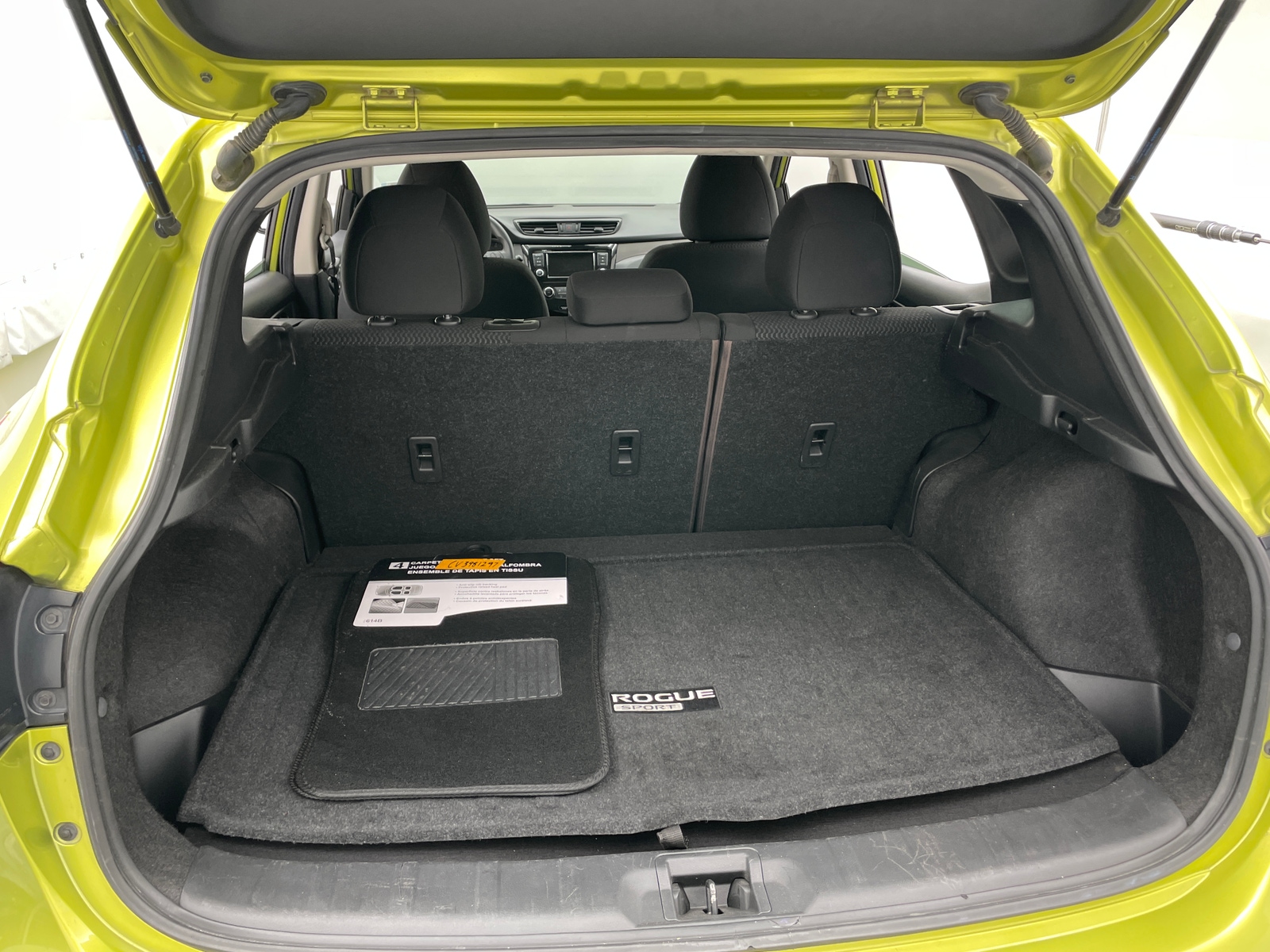 Thumbnail: 2020 Nissan Rogue Sport - 7