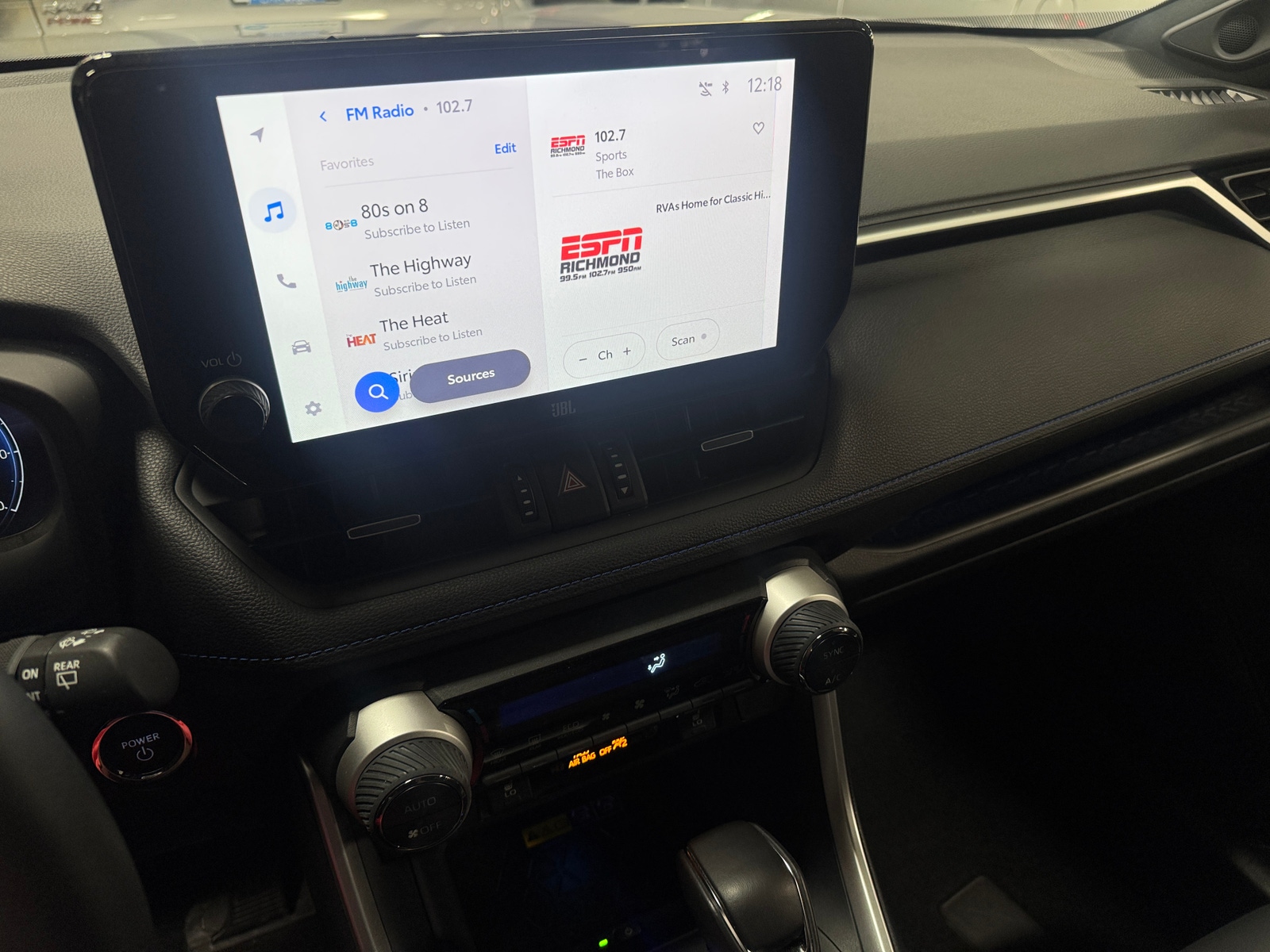 Thumbnail: 2024 Toyota RAV4 - 3