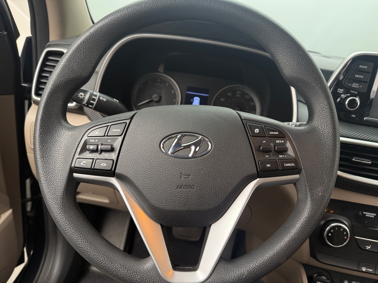 Thumbnail: 2019 Hyundai Tucson - 5