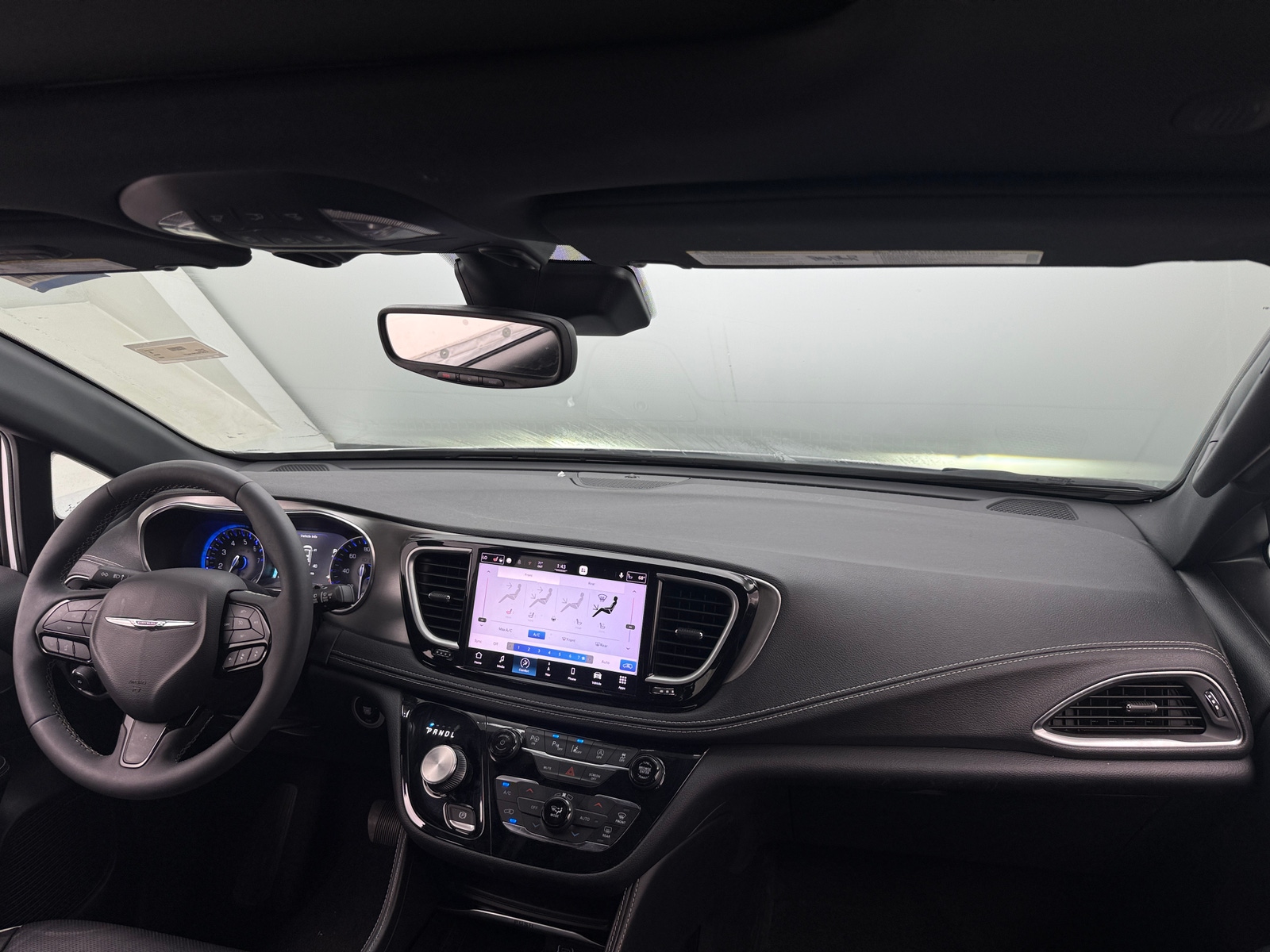 Thumbnail: 2022 Chrysler Pacifica - 2