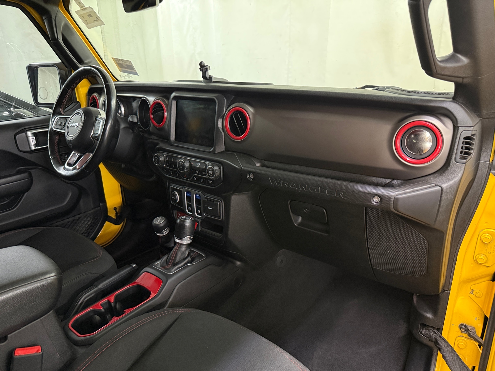 Thumbnail: 2018 Jeep Wrangler - 3