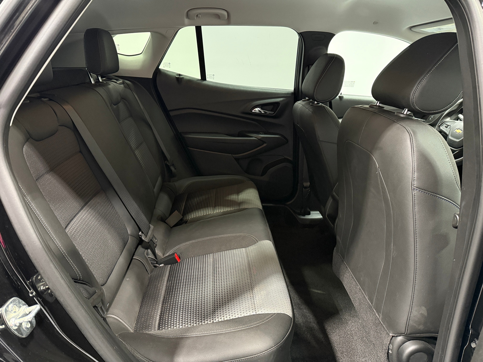 Thumbnail: 2025 Chevrolet Trax - 6