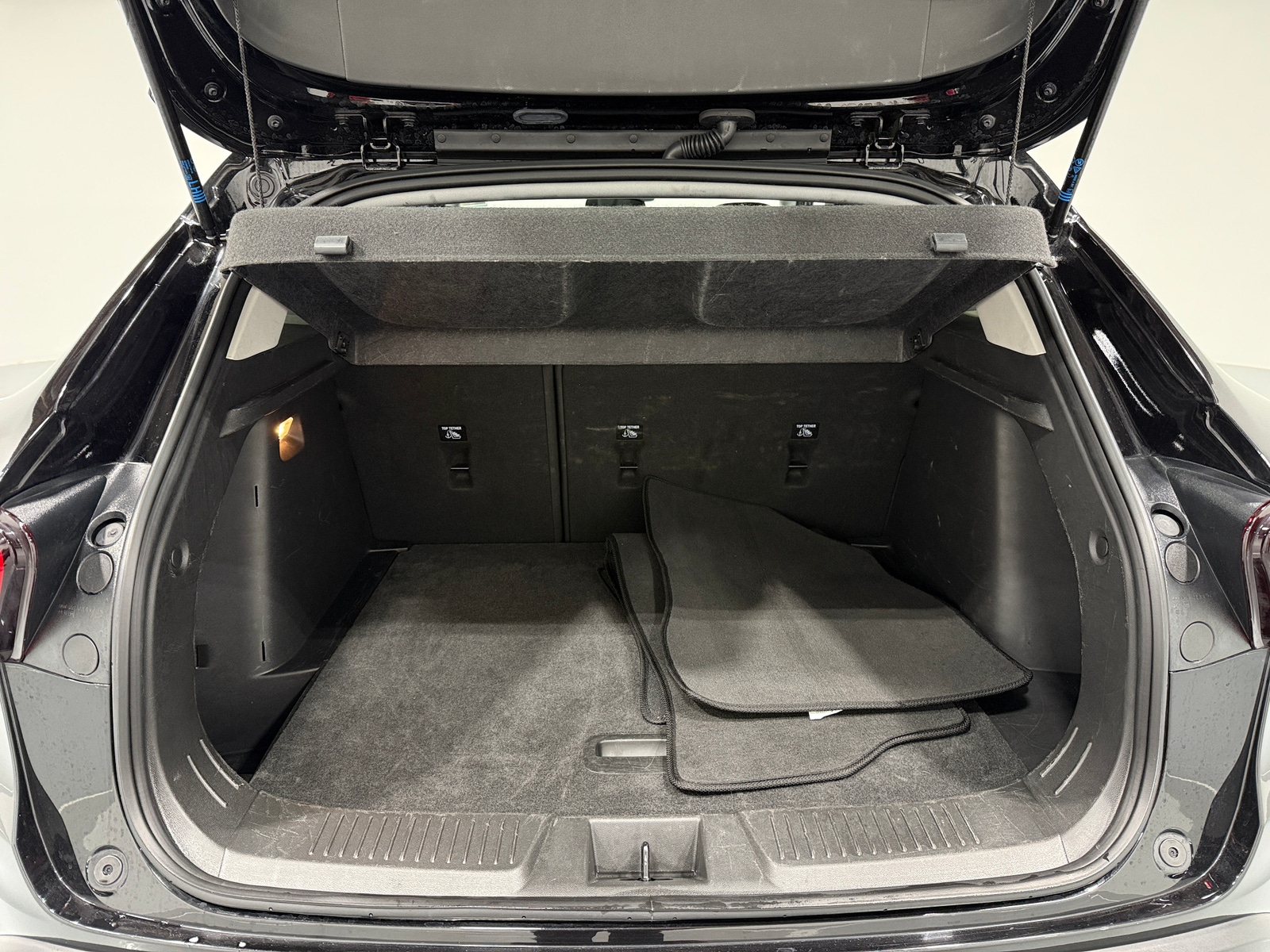 Thumbnail: 2025 Chevrolet Trax - 7