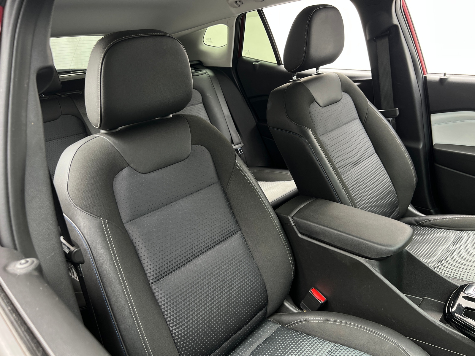 Thumbnail: 2025 Chevrolet Trax - 2