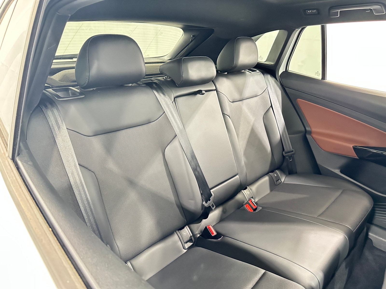 Thumbnail: 2021 Volkswagen ID.4 - 5