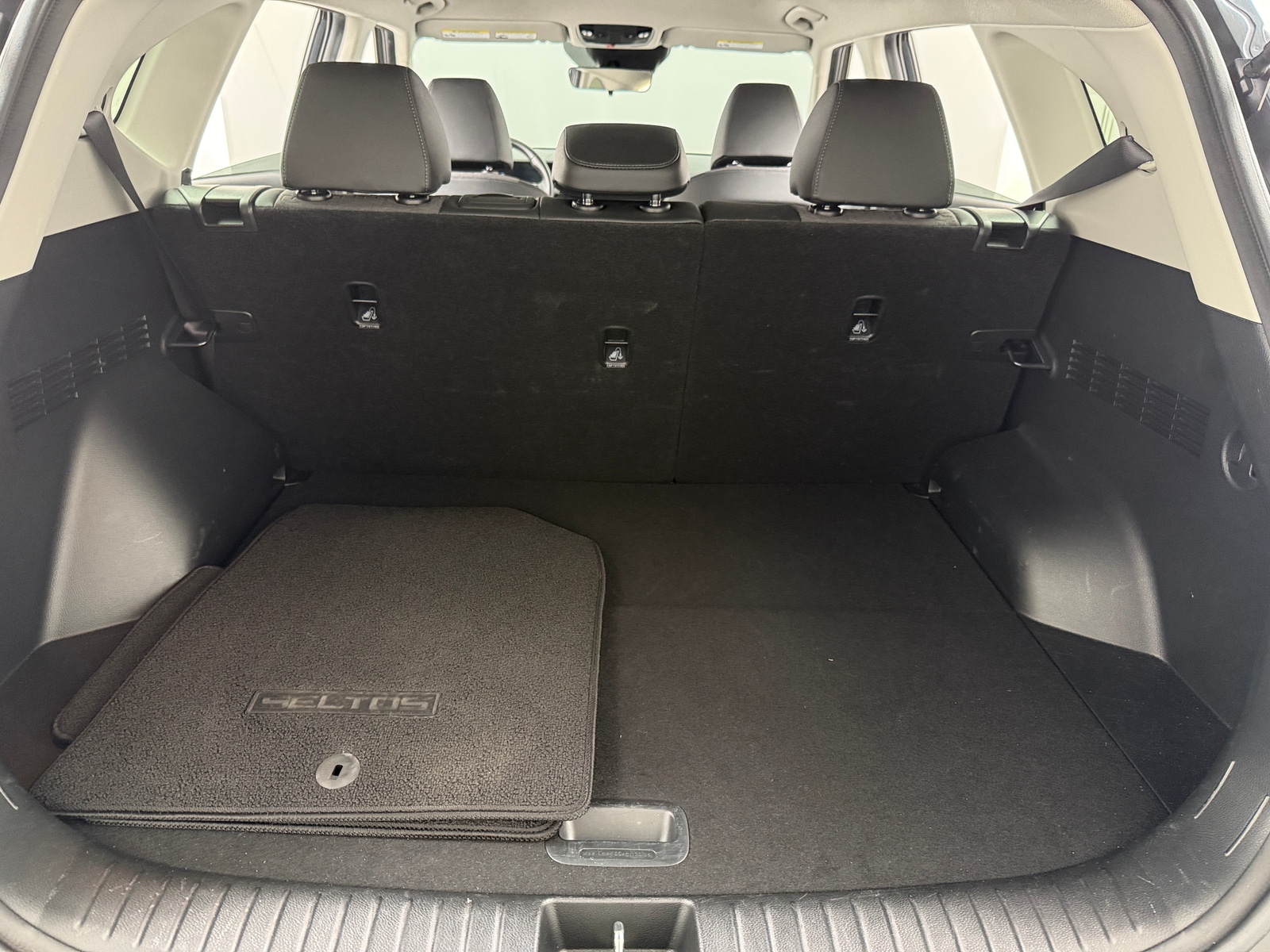 Thumbnail: 2025 Kia Seltos - 6