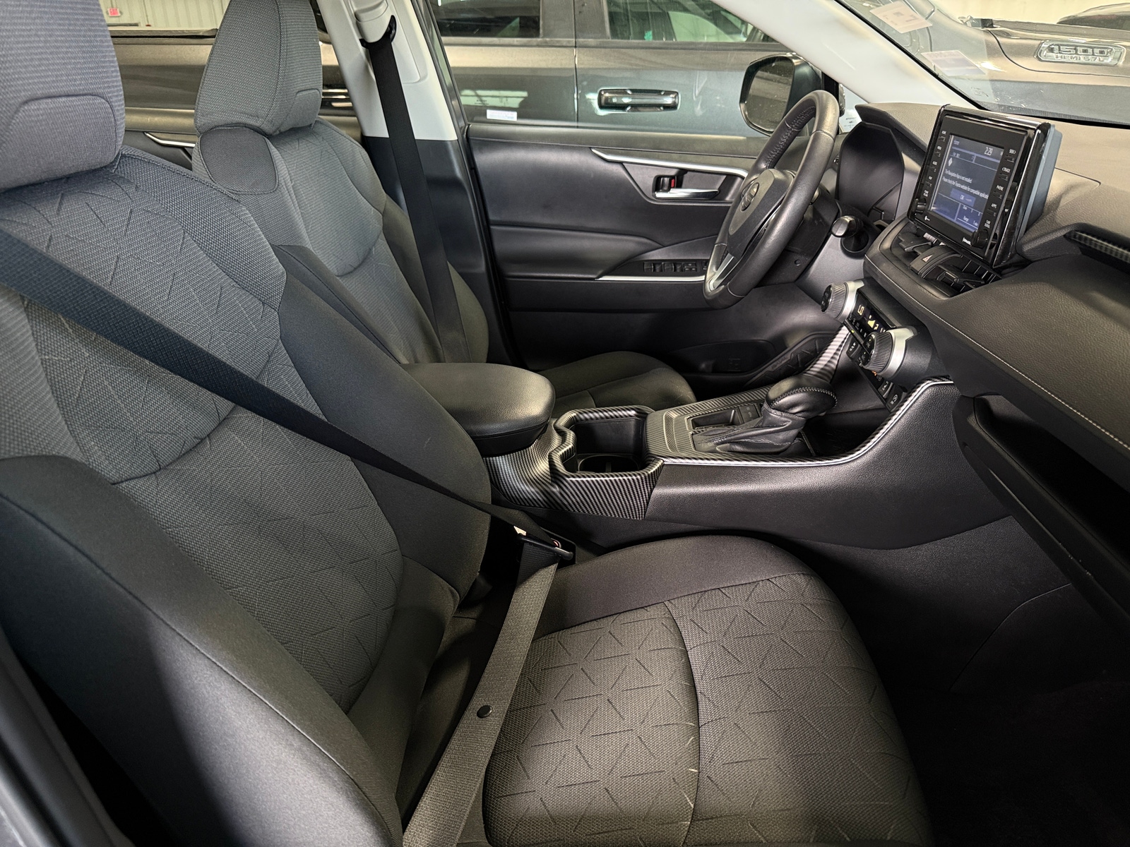 Thumbnail: 2022 Toyota RAV4 - 2