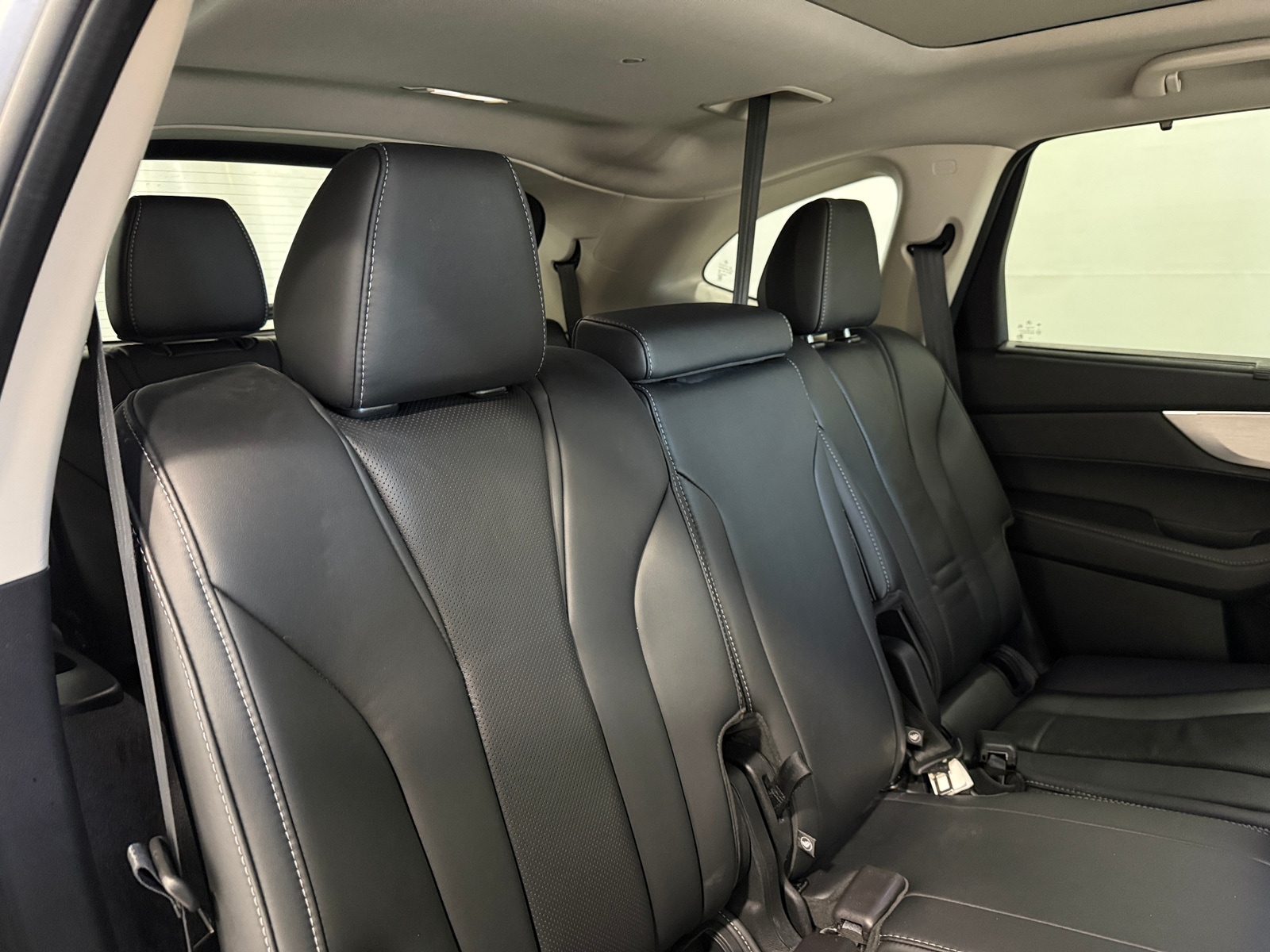 Thumbnail: 2024 Acura MDX - 5