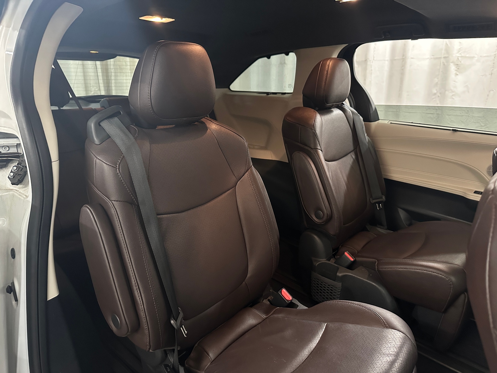 Thumbnail: 2023 Toyota Sienna - 5
