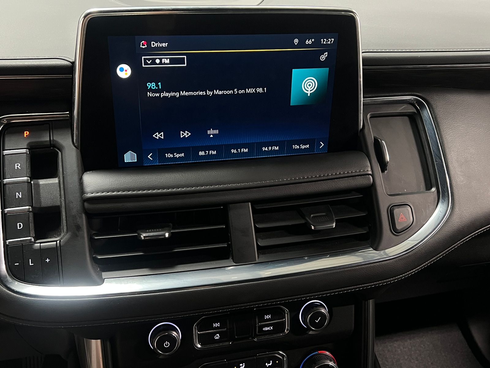 Thumbnail: 2022 Chevrolet Tahoe - 3