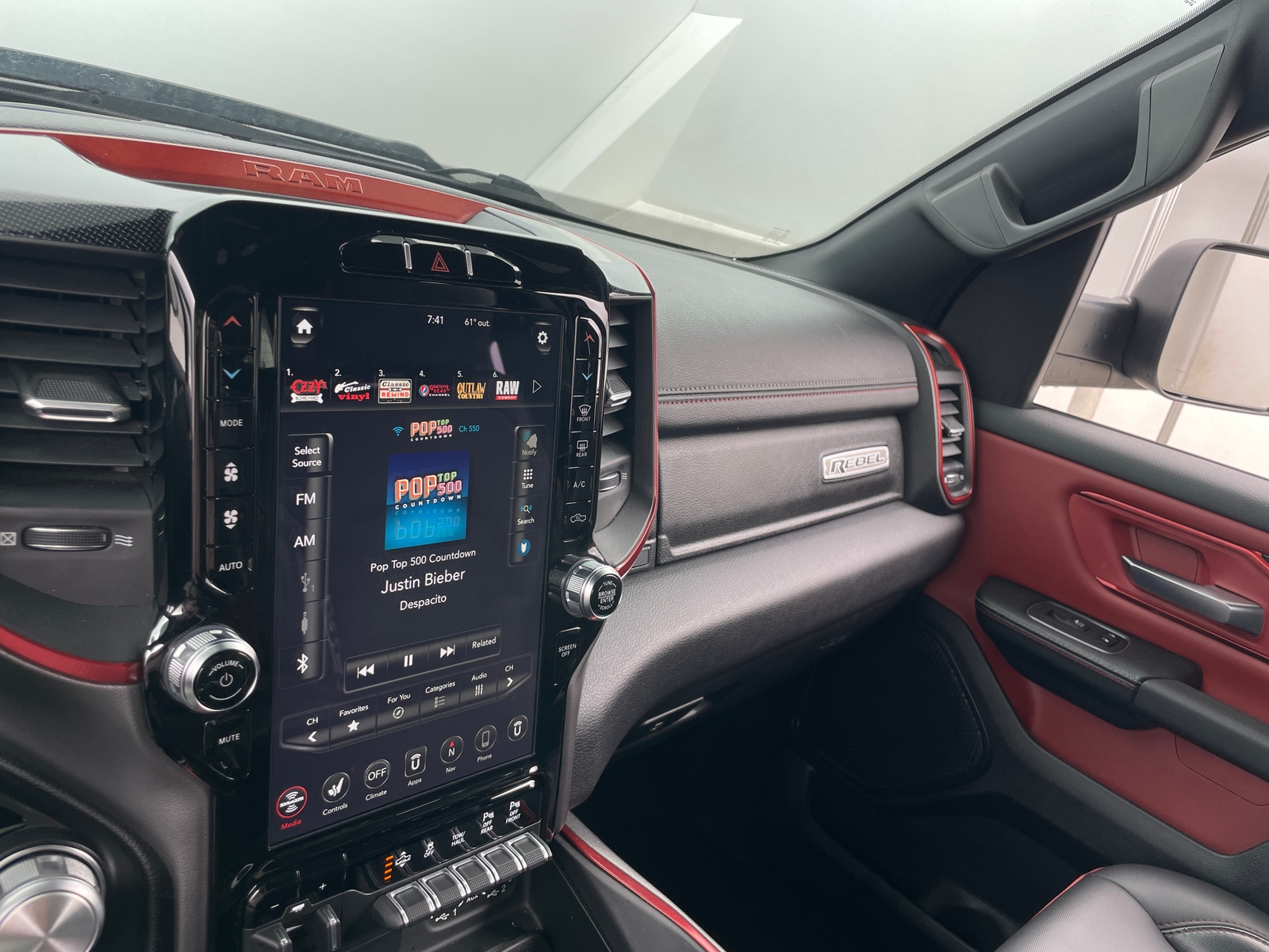 Thumbnail: 2019 RAM 1500 - 4