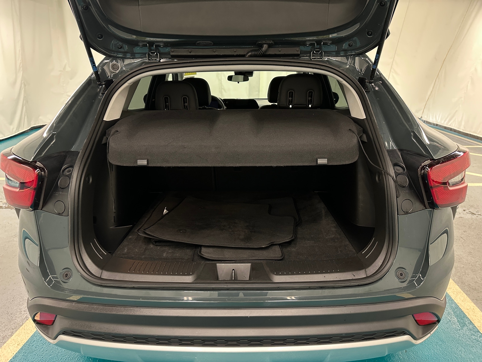 Thumbnail: 2025 Chevrolet Trax - 7