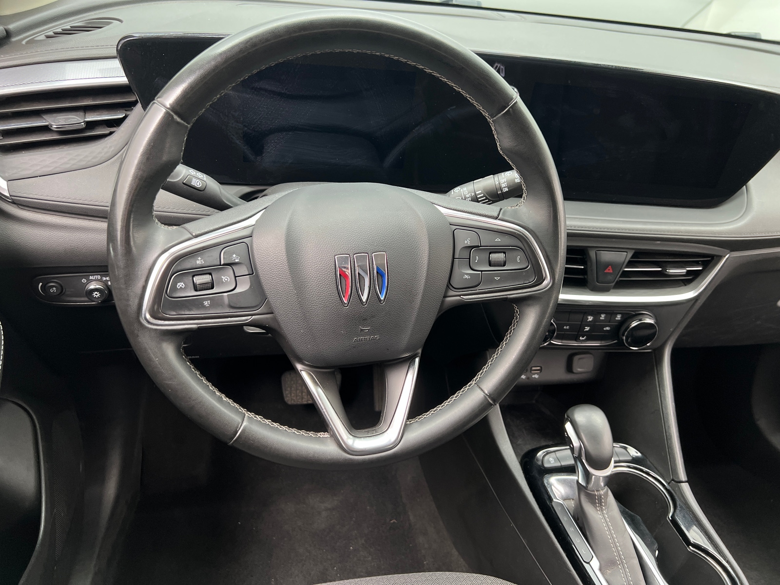 Thumbnail: 2024 Buick Encore GX - 4