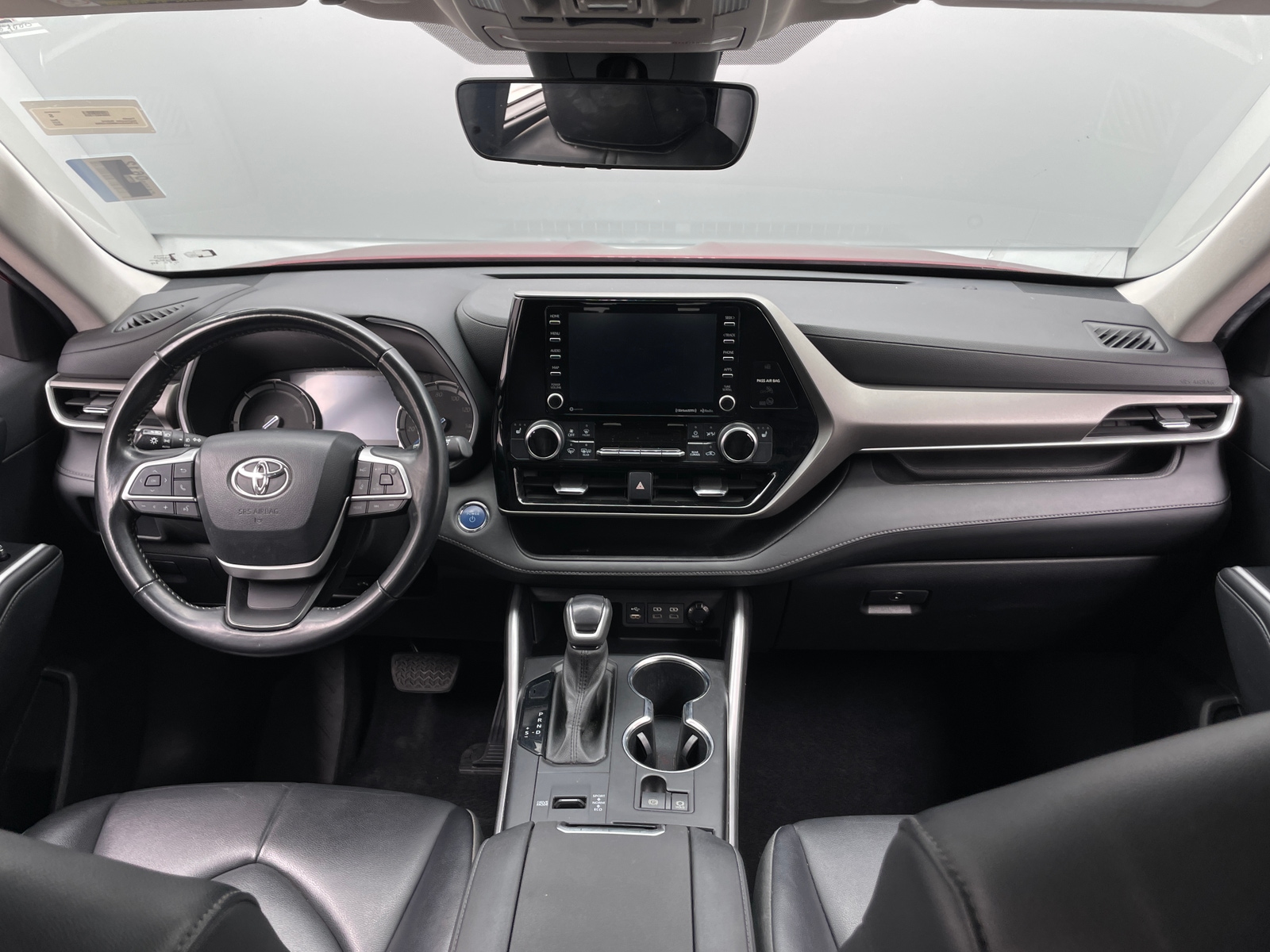 Thumbnail: 2022 Toyota Highlander - 2