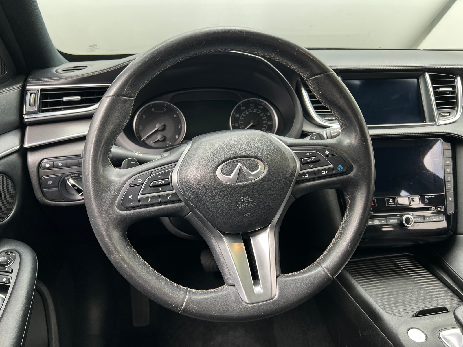 Thumbnail: 2022 INFINITI QX50 - 4