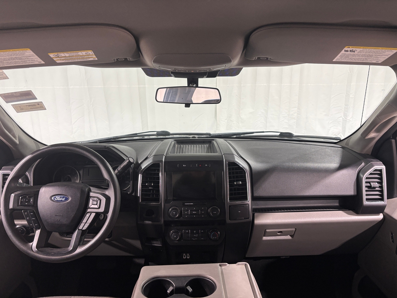 Thumbnail: 2019 Ford Econoline - 3