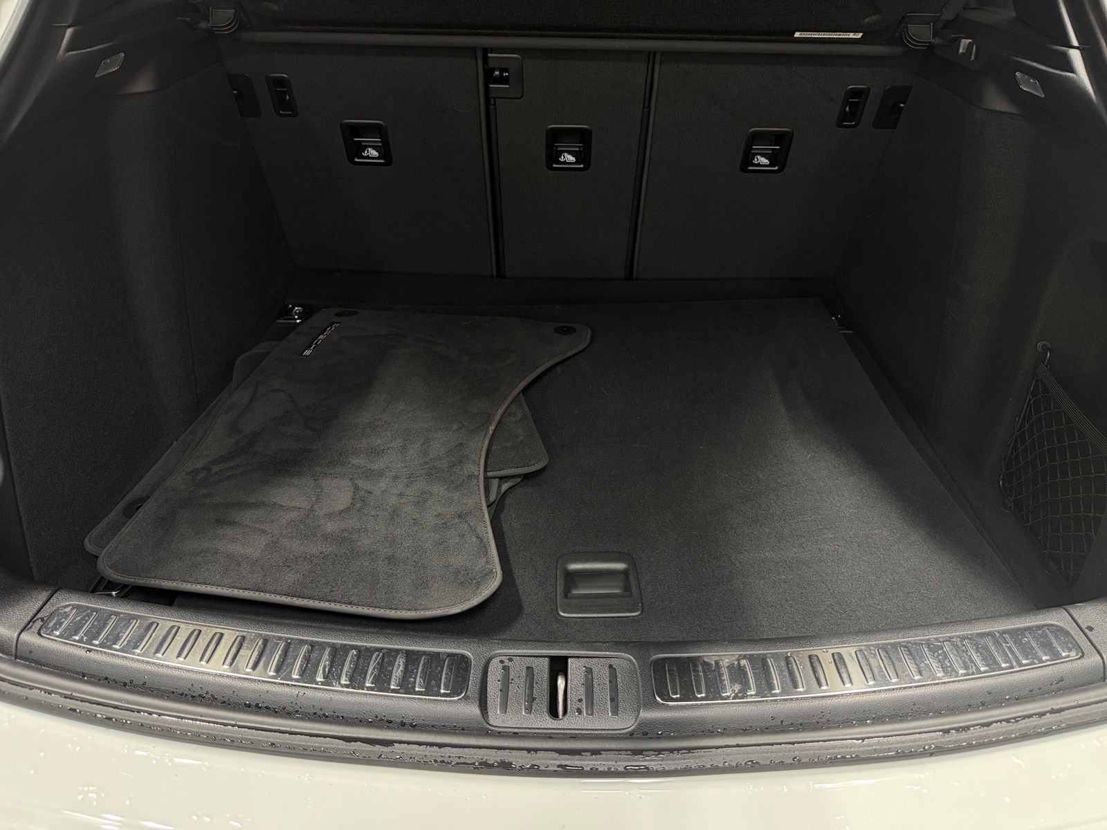 Thumbnail: 2017 Porsche Macan - 6