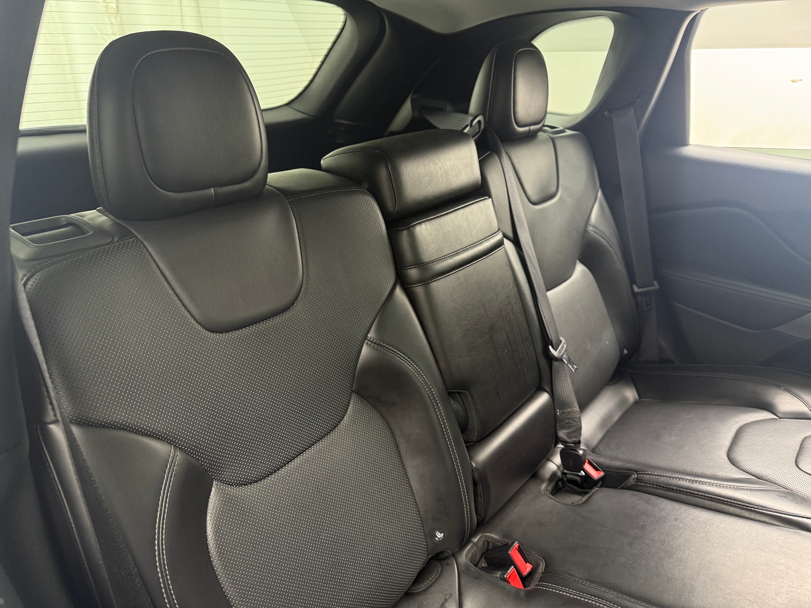 Thumbnail: 2019 Jeep Cherokee - 5