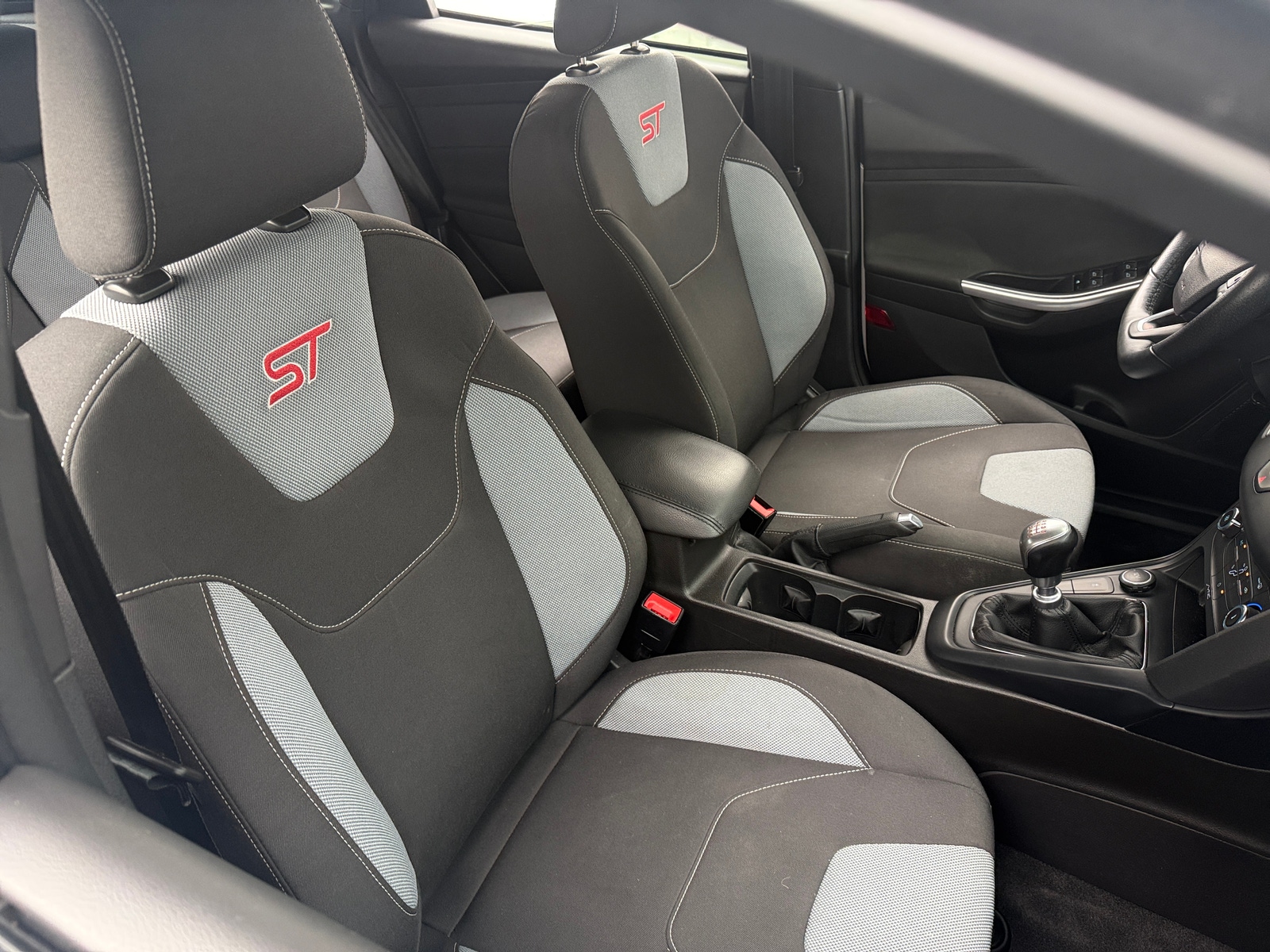 Thumbnail: 2015 Ford Focus - 2