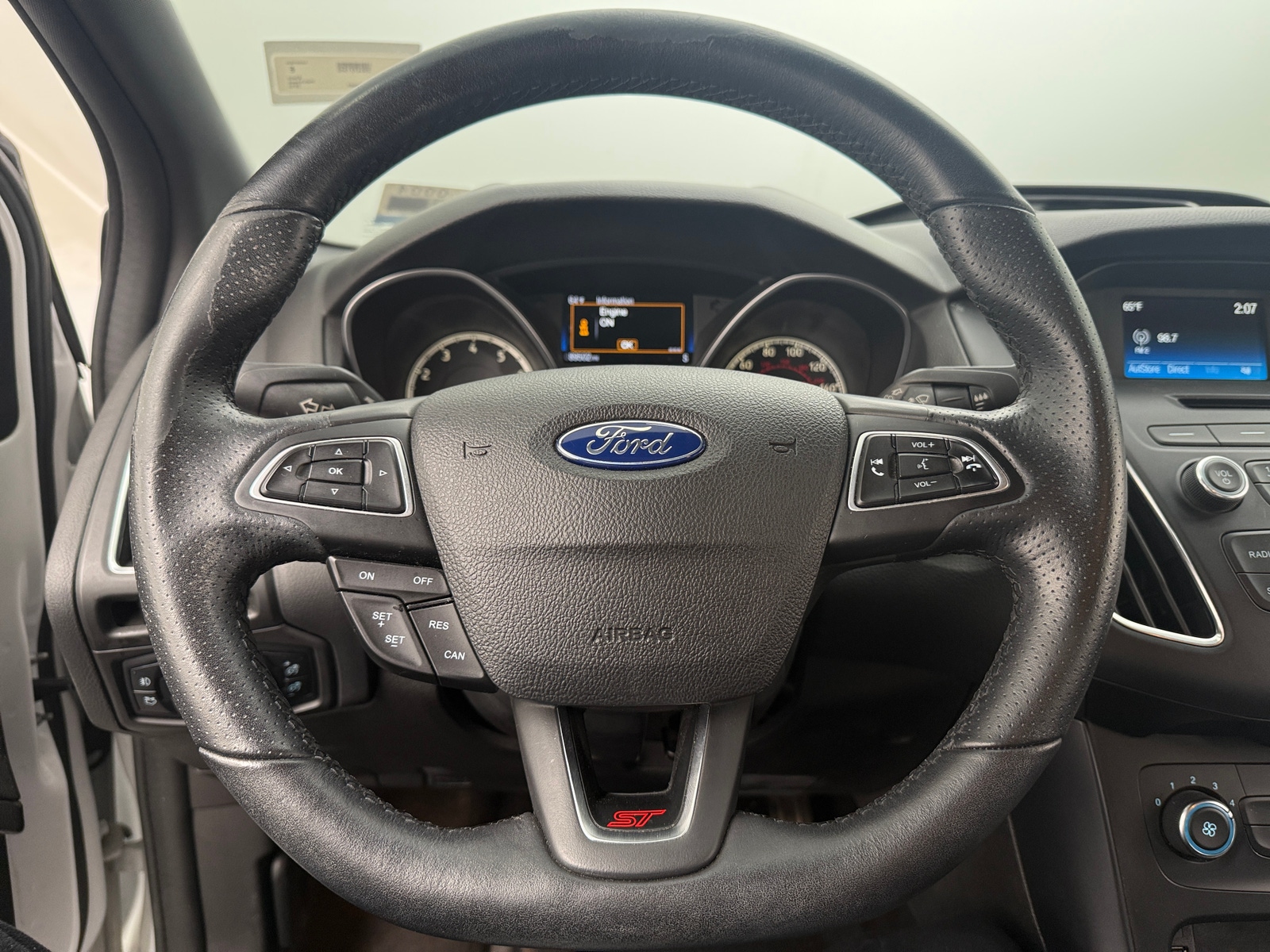 Thumbnail: 2015 Ford Focus - 5