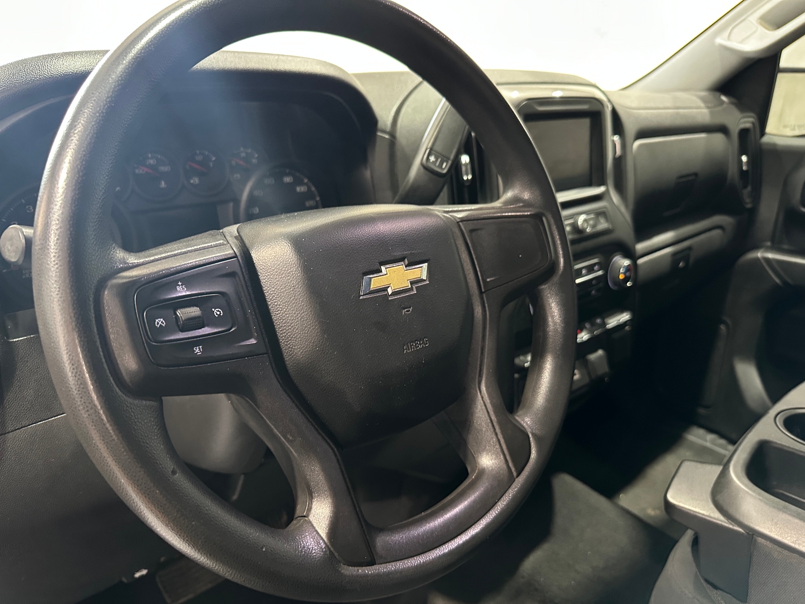 Thumbnail: 2020 Chevrolet Silverado 1500 - 5