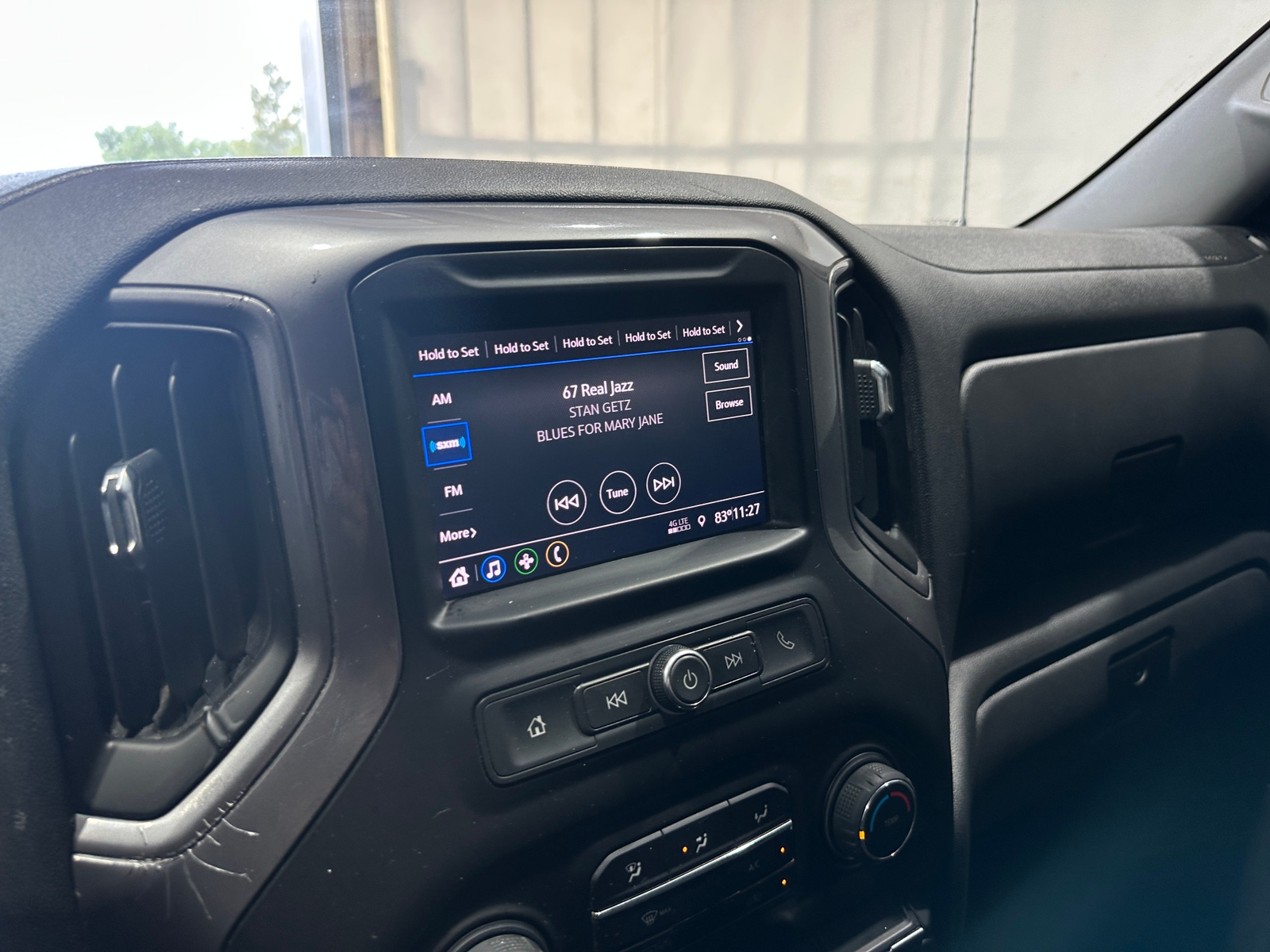 Thumbnail: 2020 Chevrolet Silverado 1500 - 4