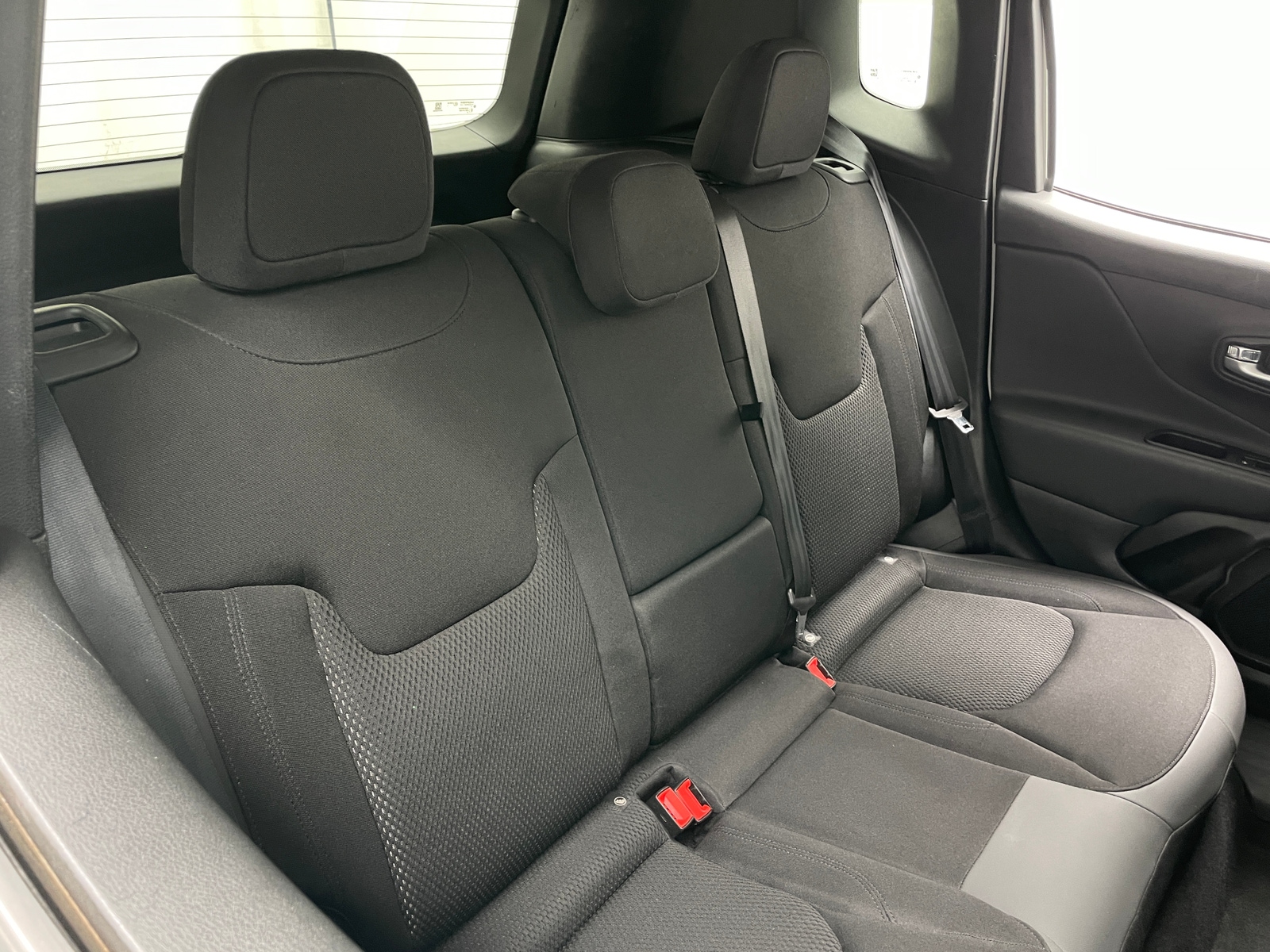 Thumbnail: 2020 Jeep Renegade - 6