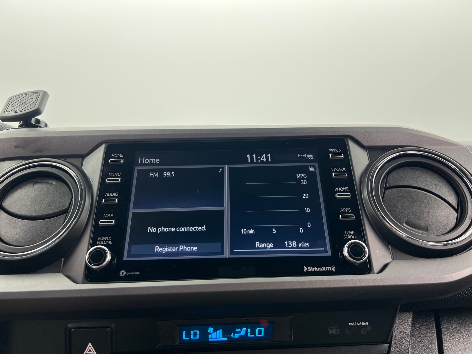 Thumbnail: 2022 Toyota Tacoma - 4