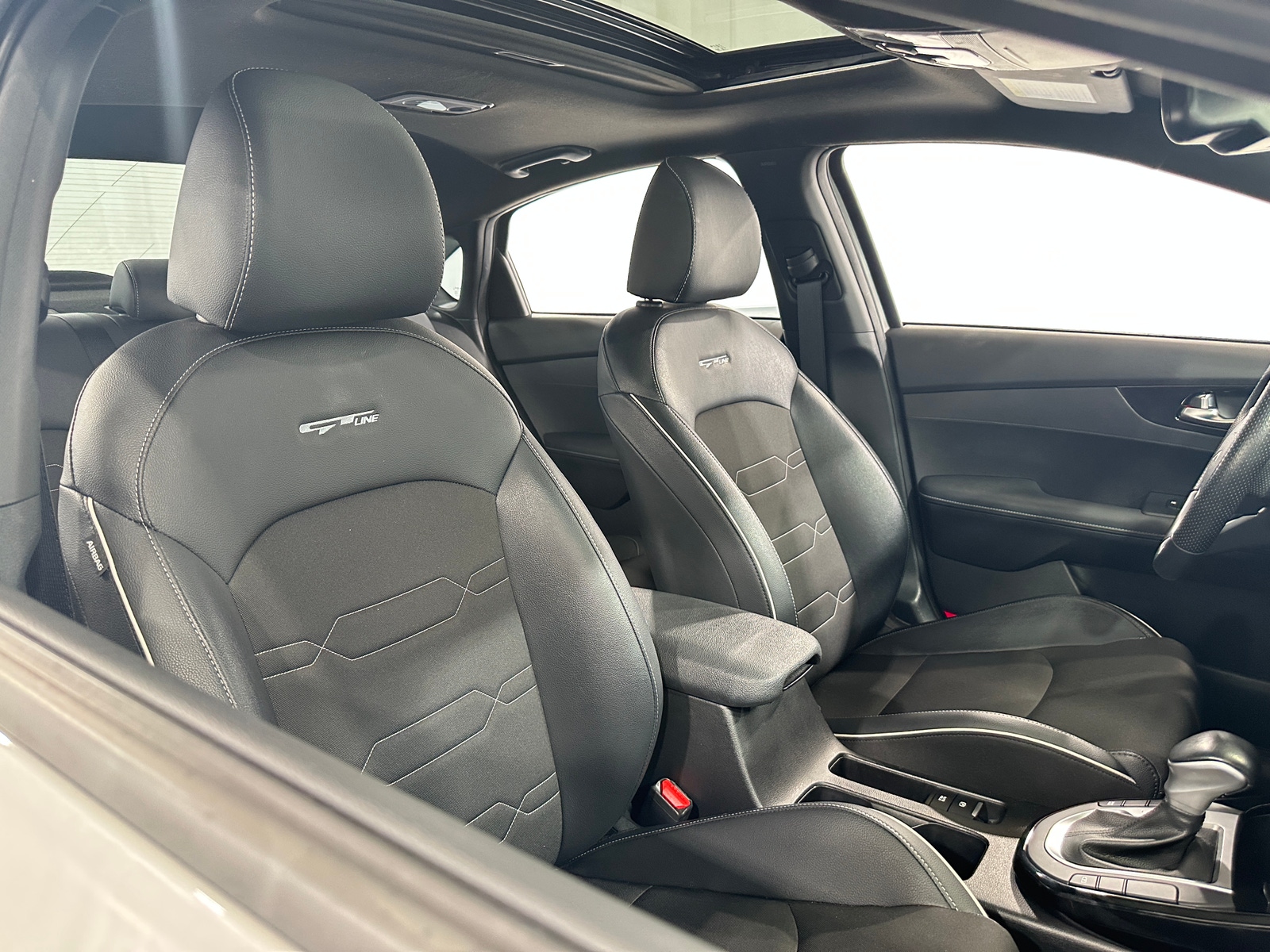 Thumbnail: 2023 Kia Forte - 2