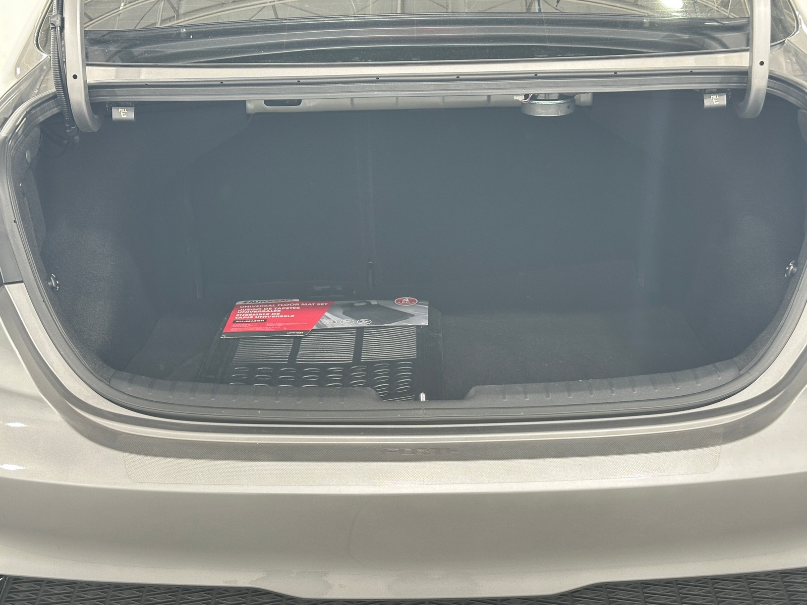 Thumbnail: 2023 Kia Forte - 7