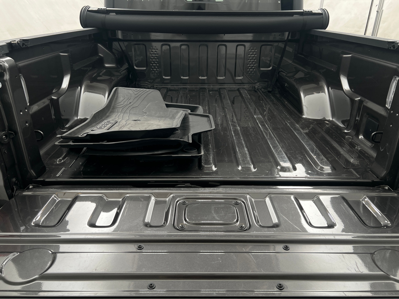 Thumbnail: 2024 Jeep Gladiator - 7