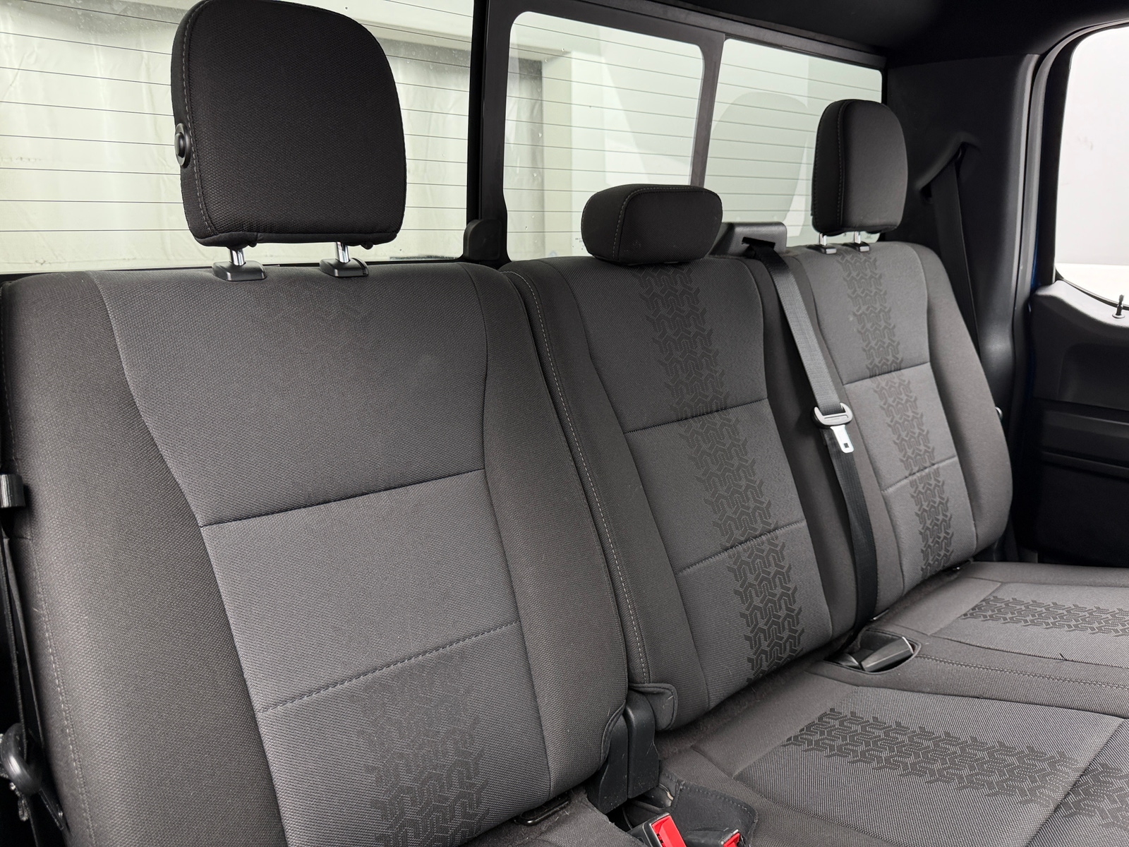 Thumbnail: 2018 Ford Econoline - 6