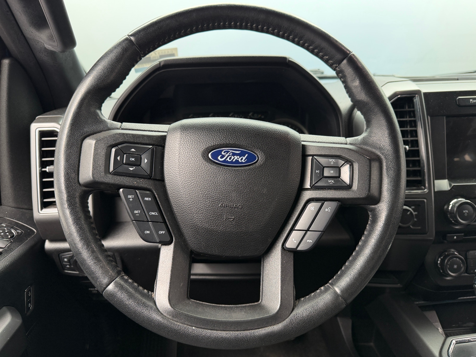 Thumbnail: 2018 Ford Econoline - 5