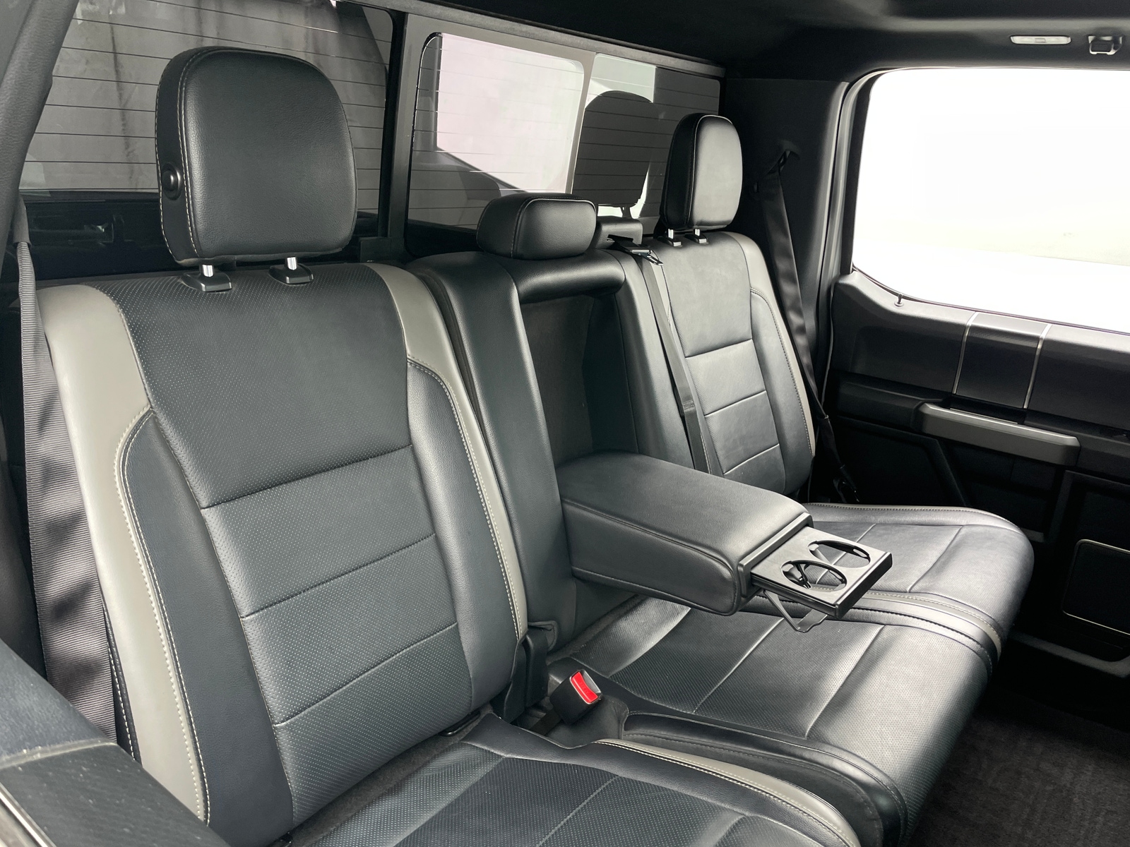 Thumbnail: 2017 Ford Econoline - 5