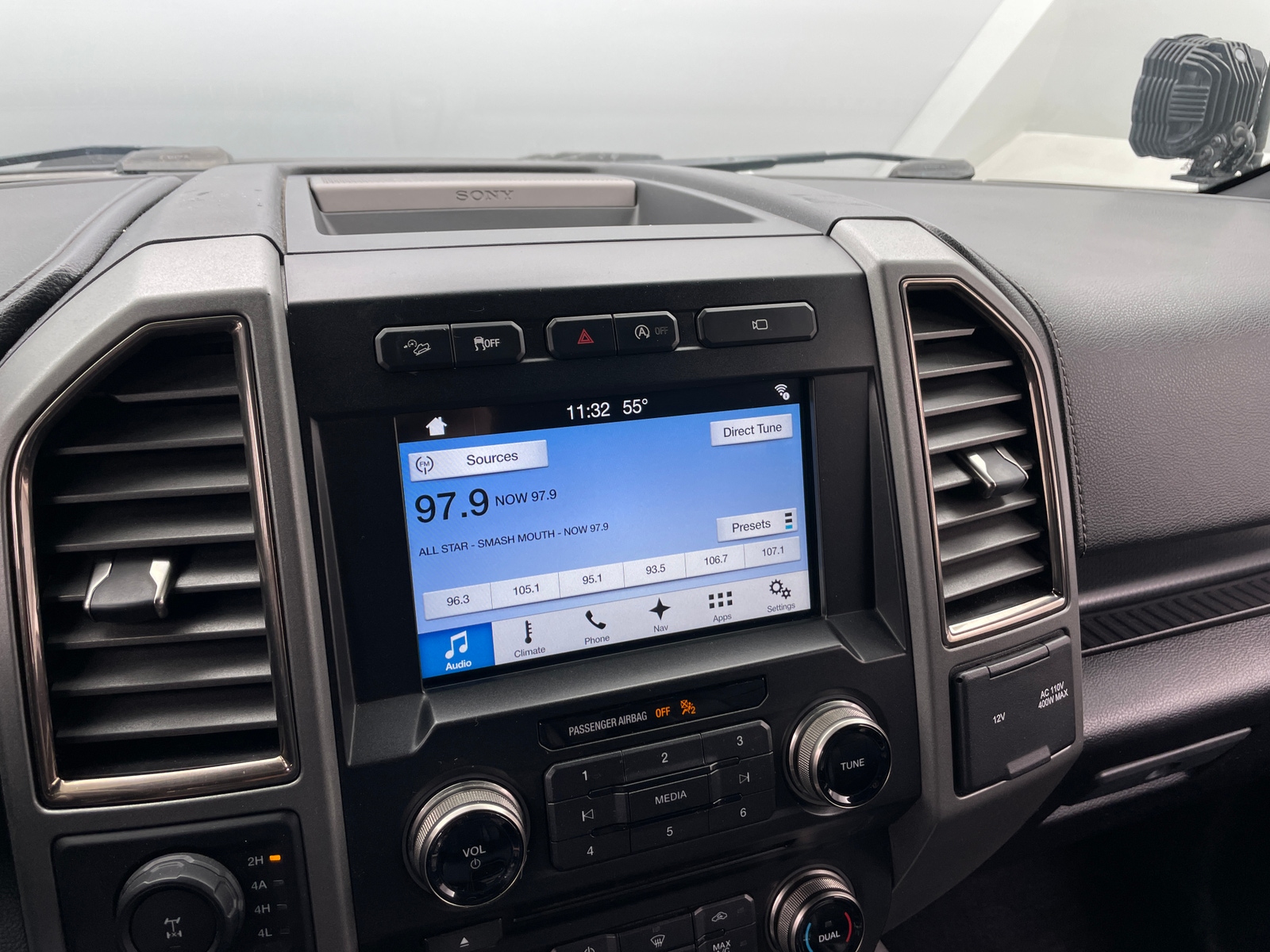 Thumbnail: 2017 Ford Econoline - 3