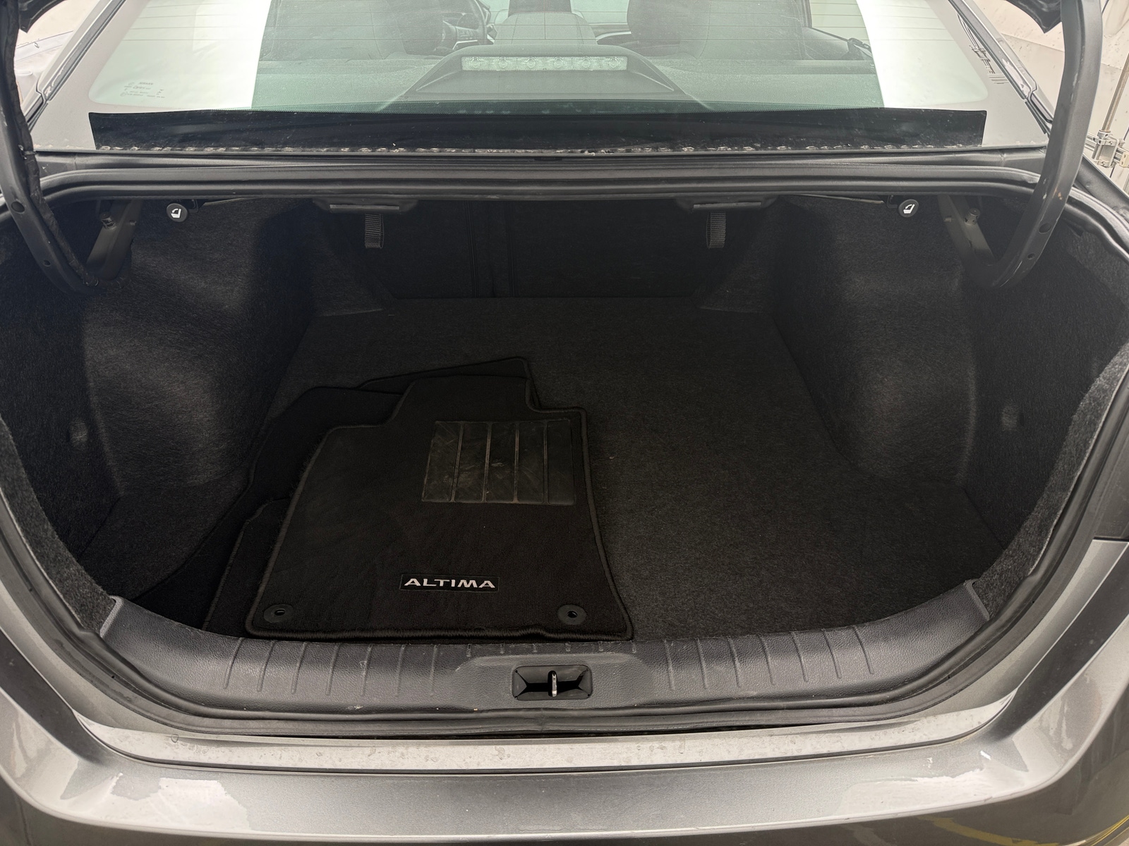 Thumbnail: 2025 Nissan Altima - 7