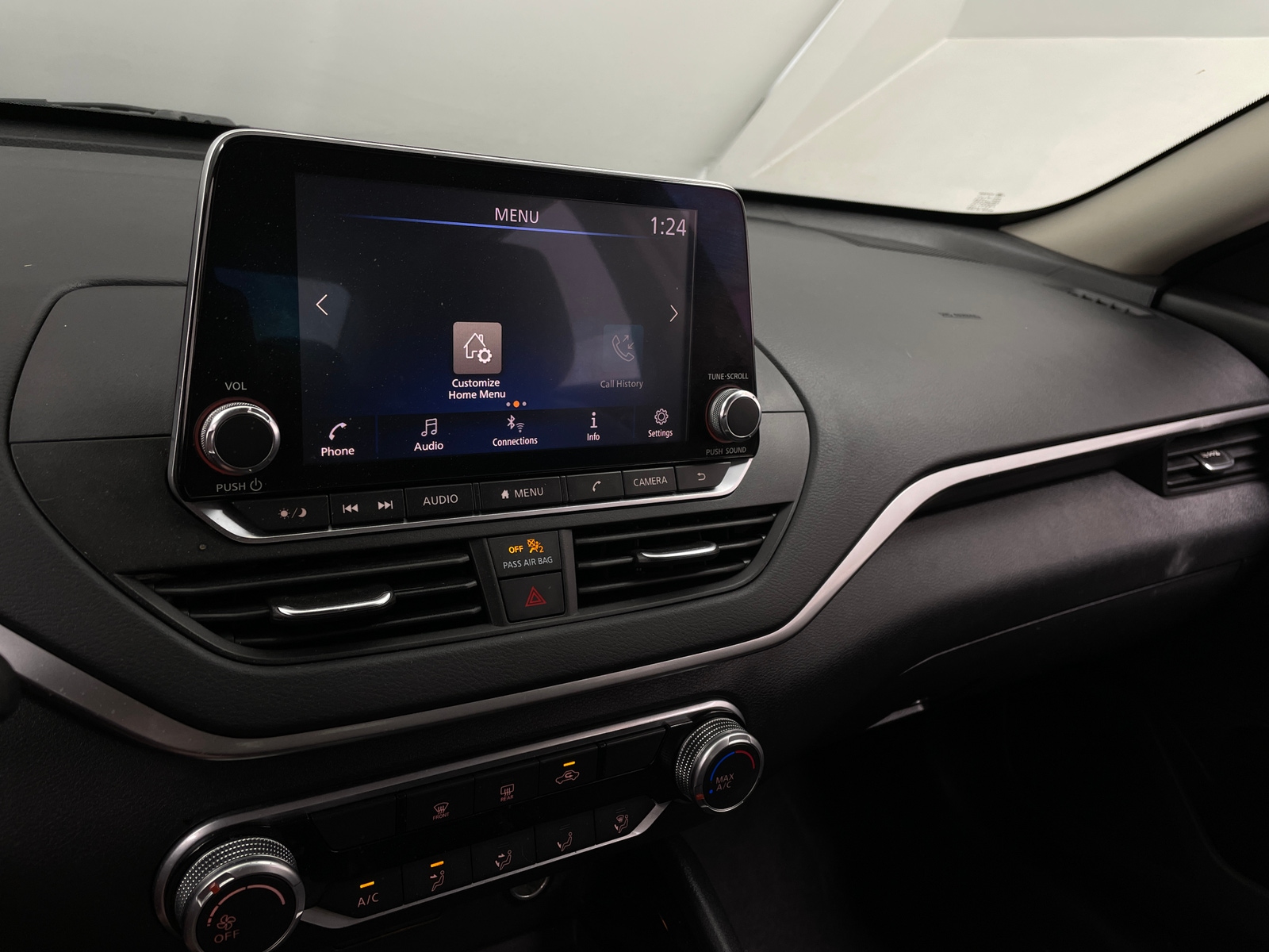 Thumbnail: 2021 Nissan Altima - 4